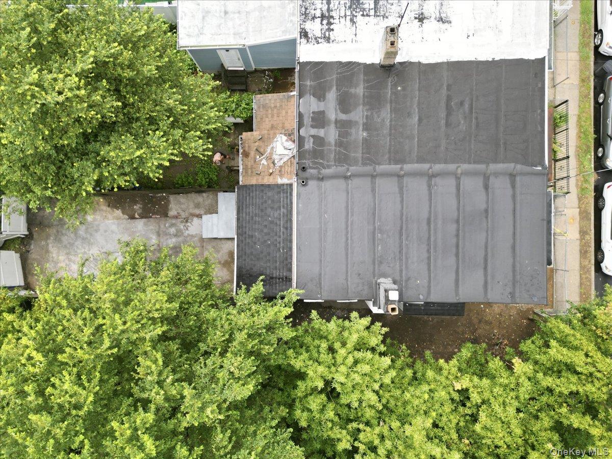 11829 154th Street Property Photo 3