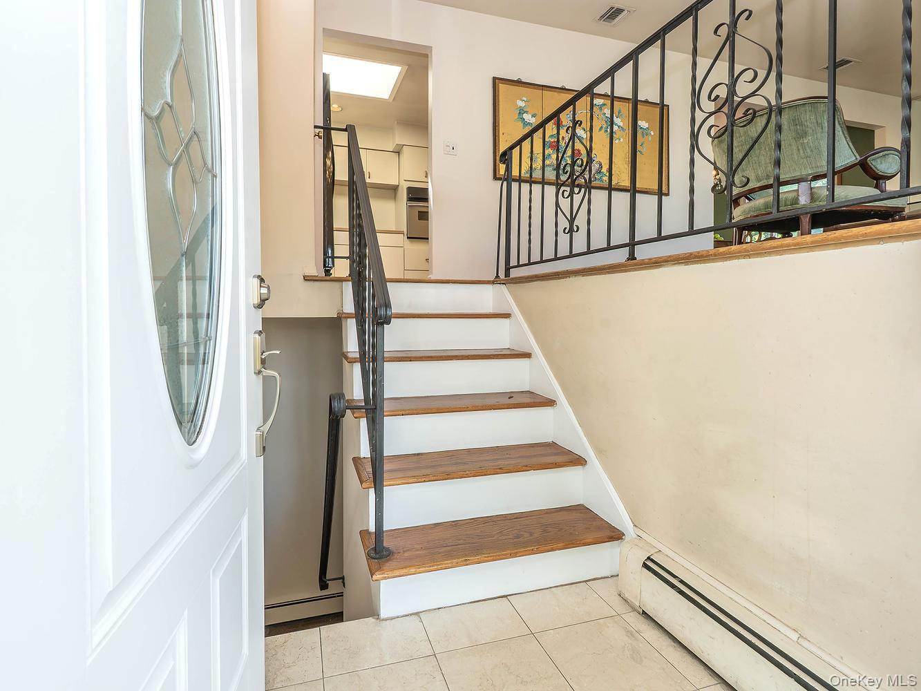 12 3rd Avenue Property Photo 2