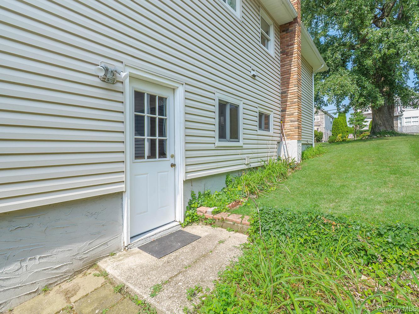 12 3rd Avenue Property Photo 27