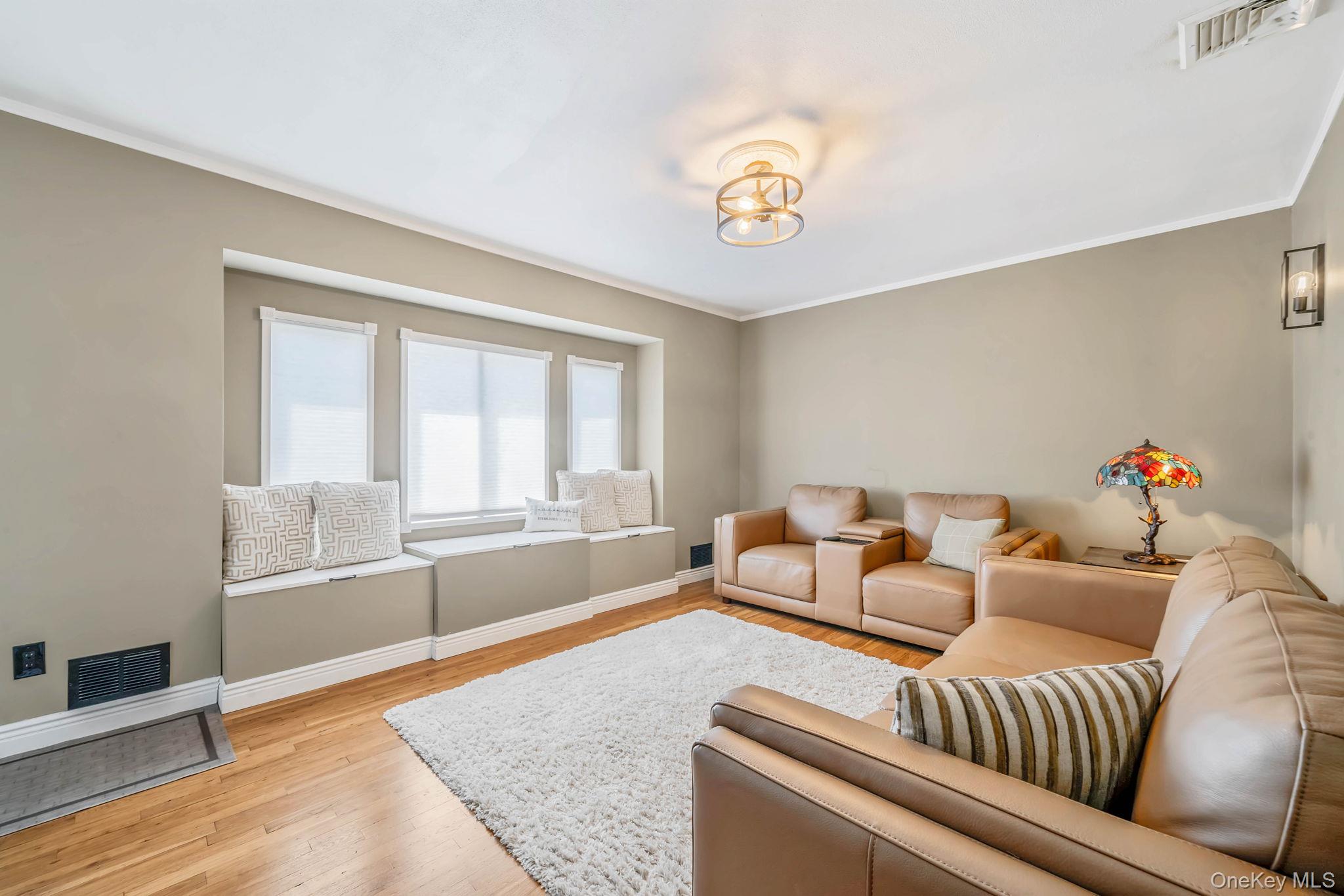 155 Howard Street Property Photo 7