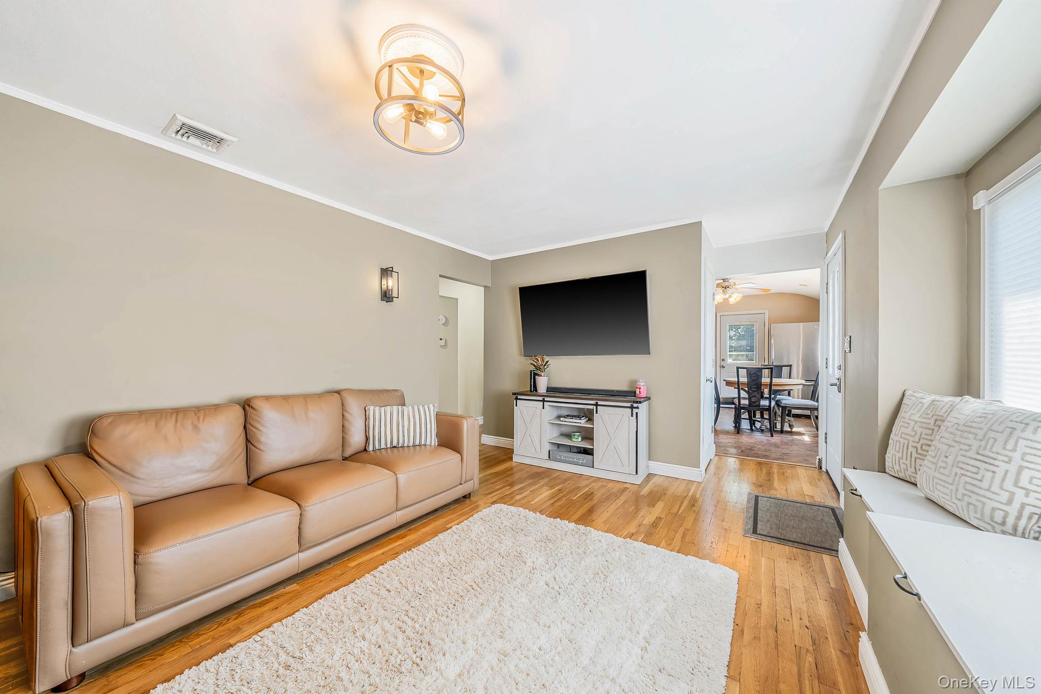 155 Howard Street Property Photo 8