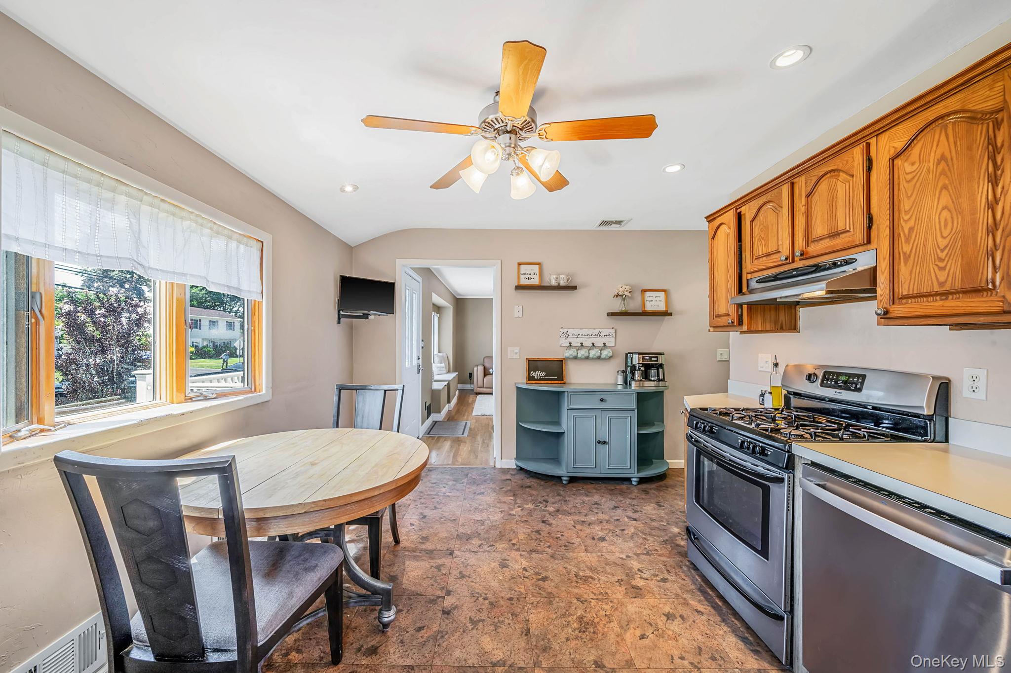 155 Howard Street Property Photo 11