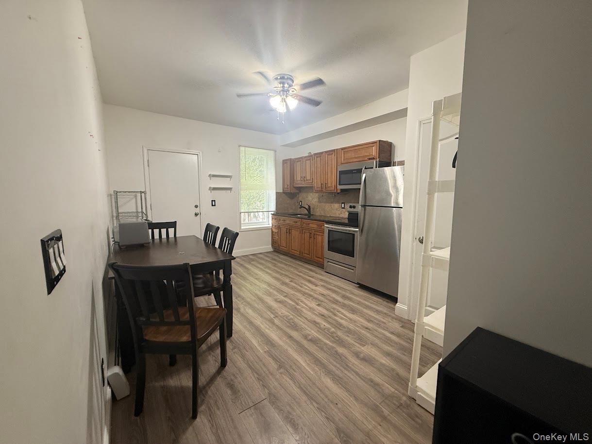 91 Carson Avenue Property Photo 27