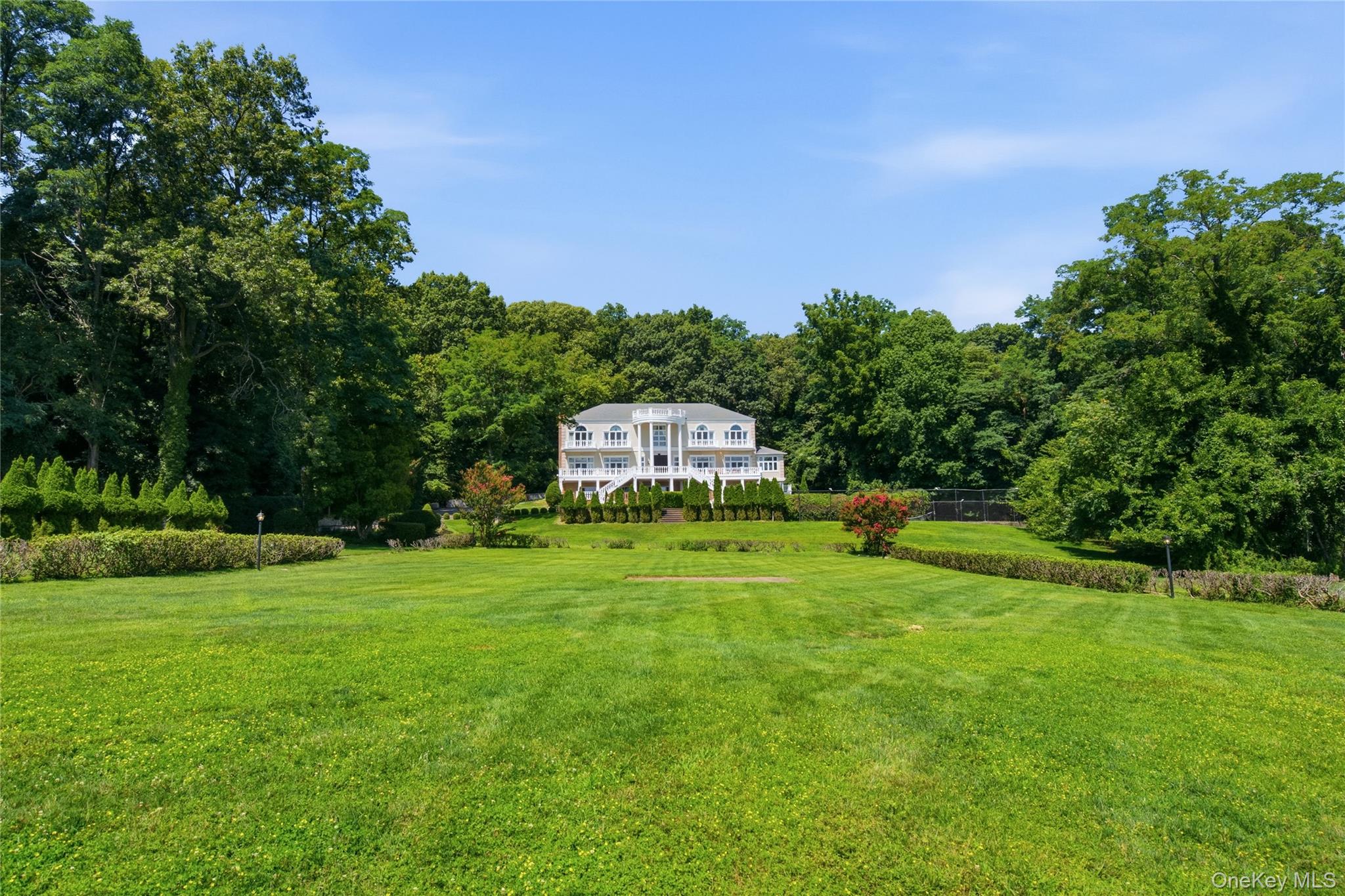 1007 W Shore Road Property Photo 6