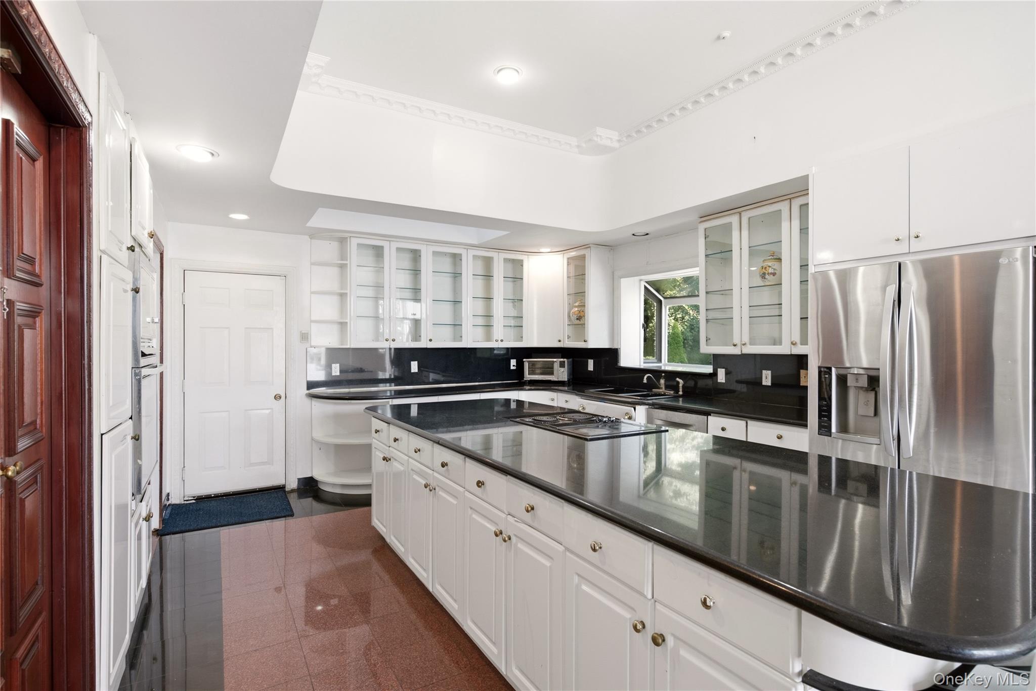 1007 W Shore Road Property Photo 17