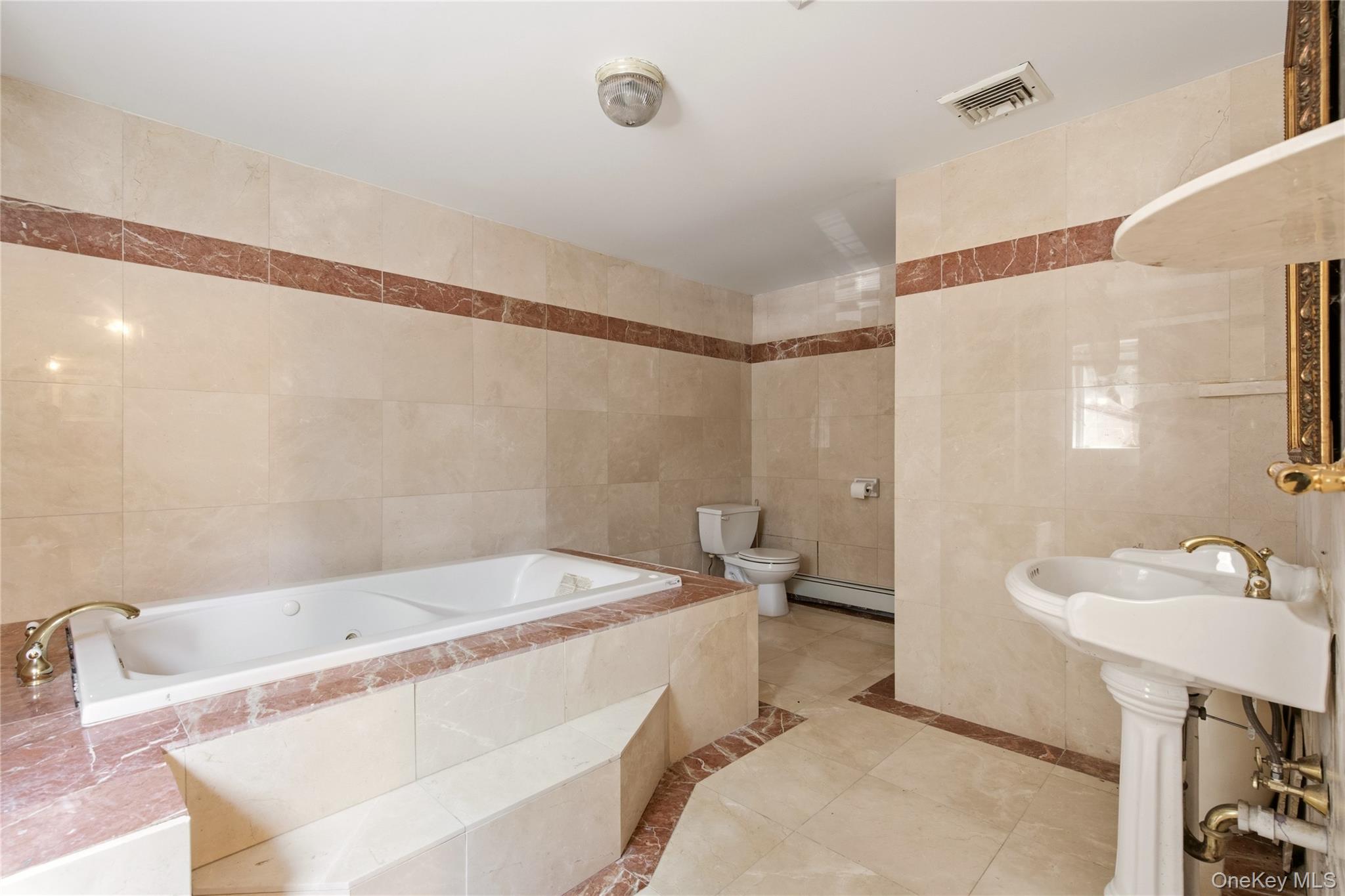 1007 W Shore Road Property Photo 38