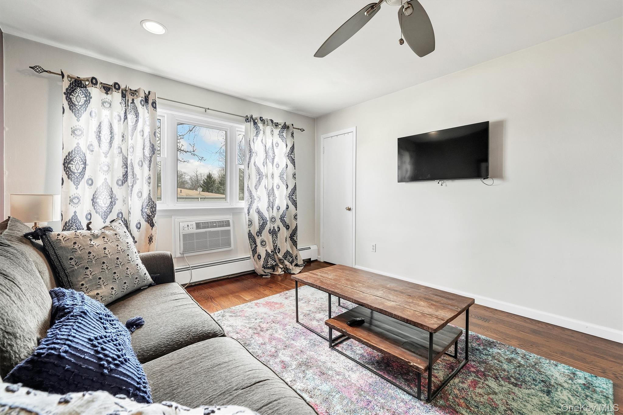 19 Somerset Drive Property Photo 6