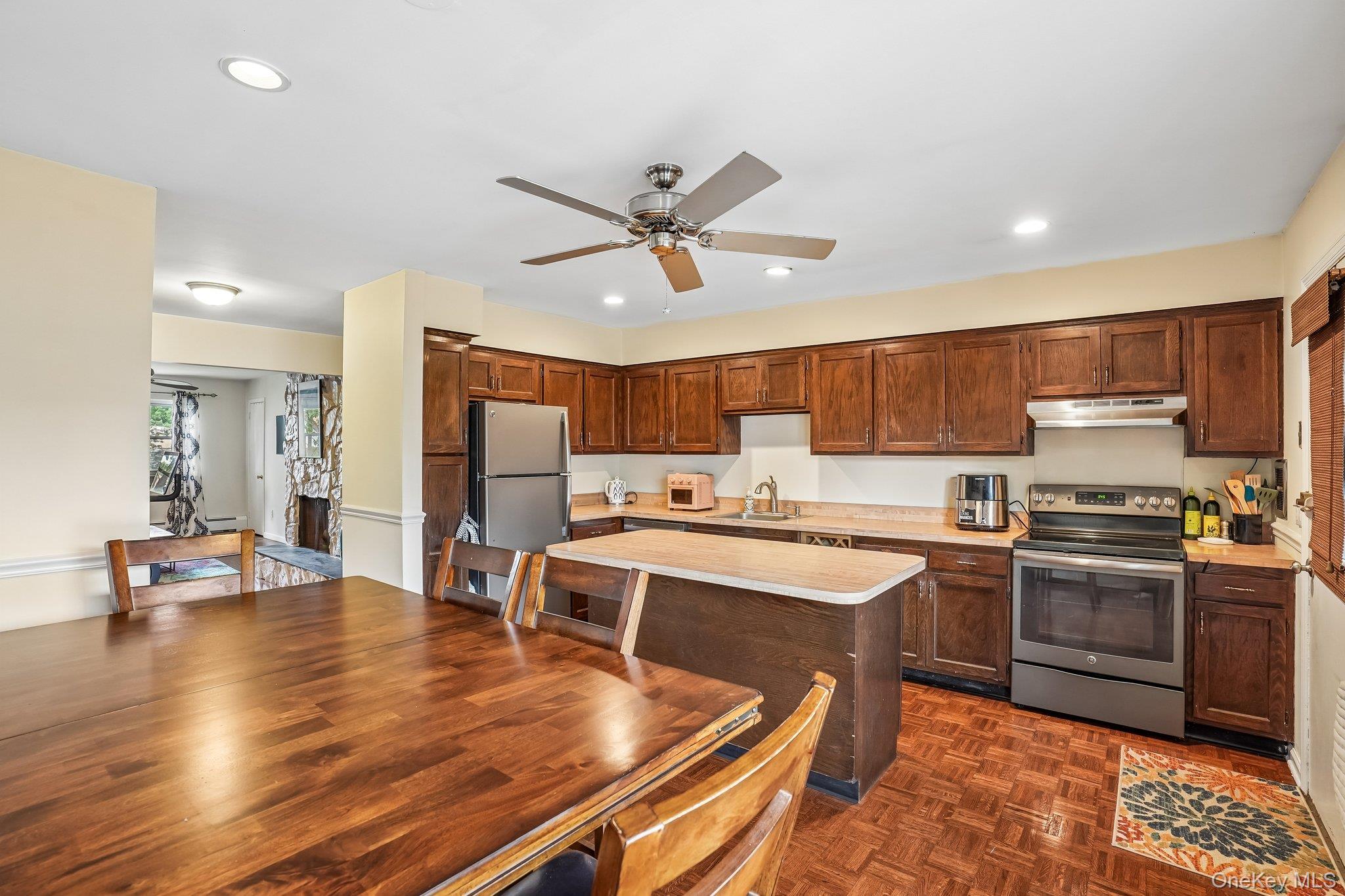 19 Somerset Drive Property Photo 16