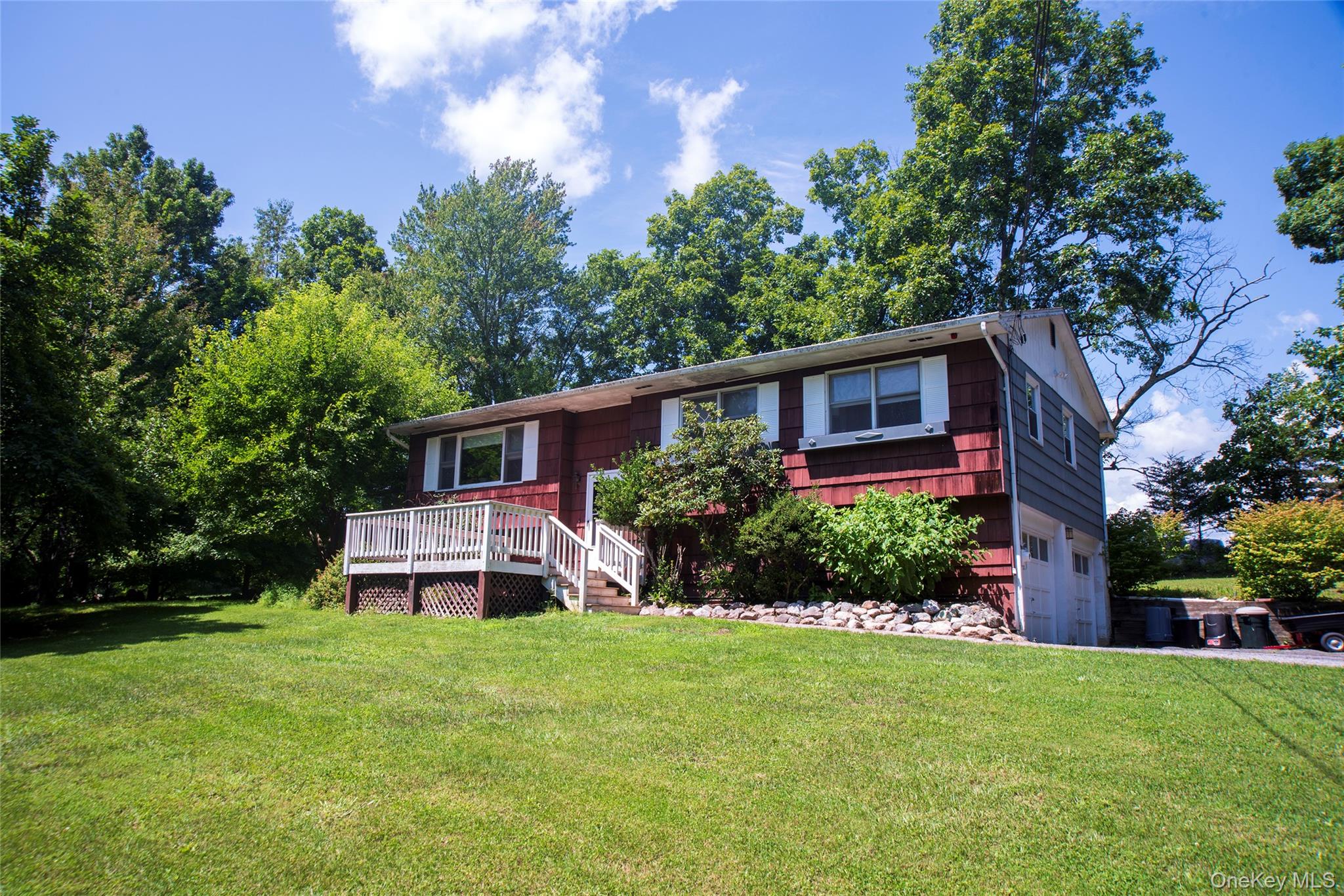 28 Pirog Road Property Photo 1