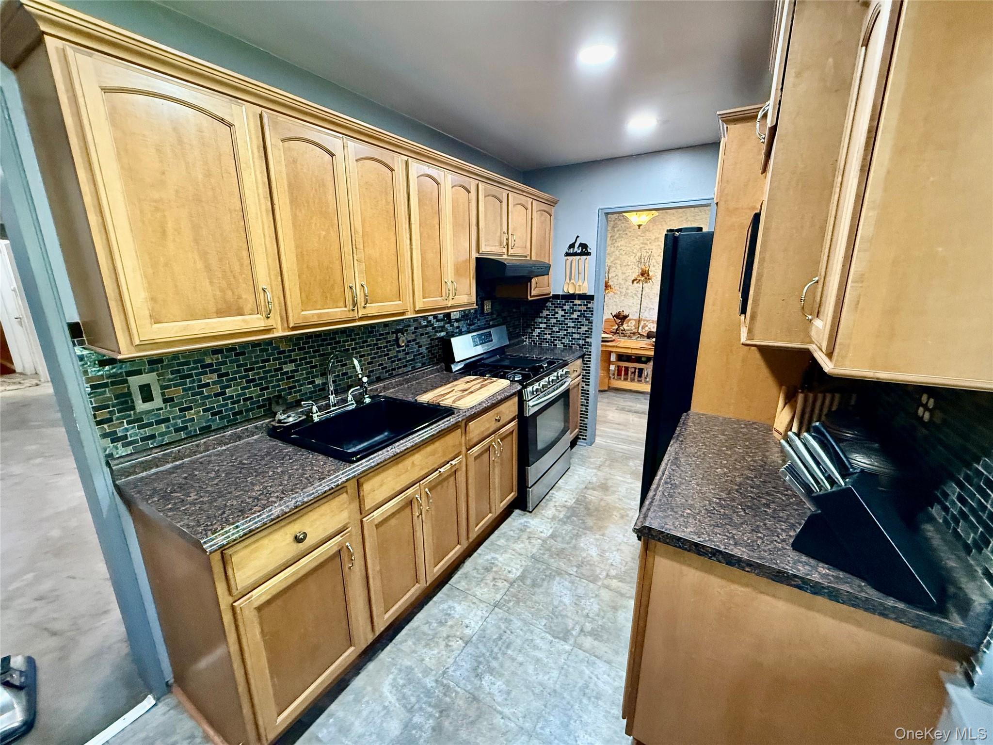30 South Cole Avenue 2e Property Photo 9
