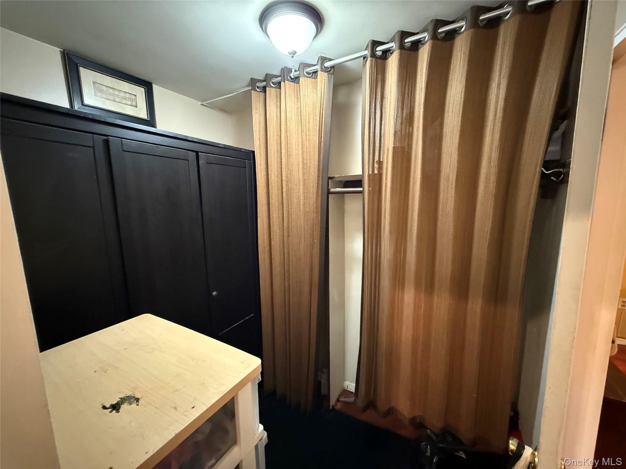 30 South Cole Avenue 2e Property Photo 18