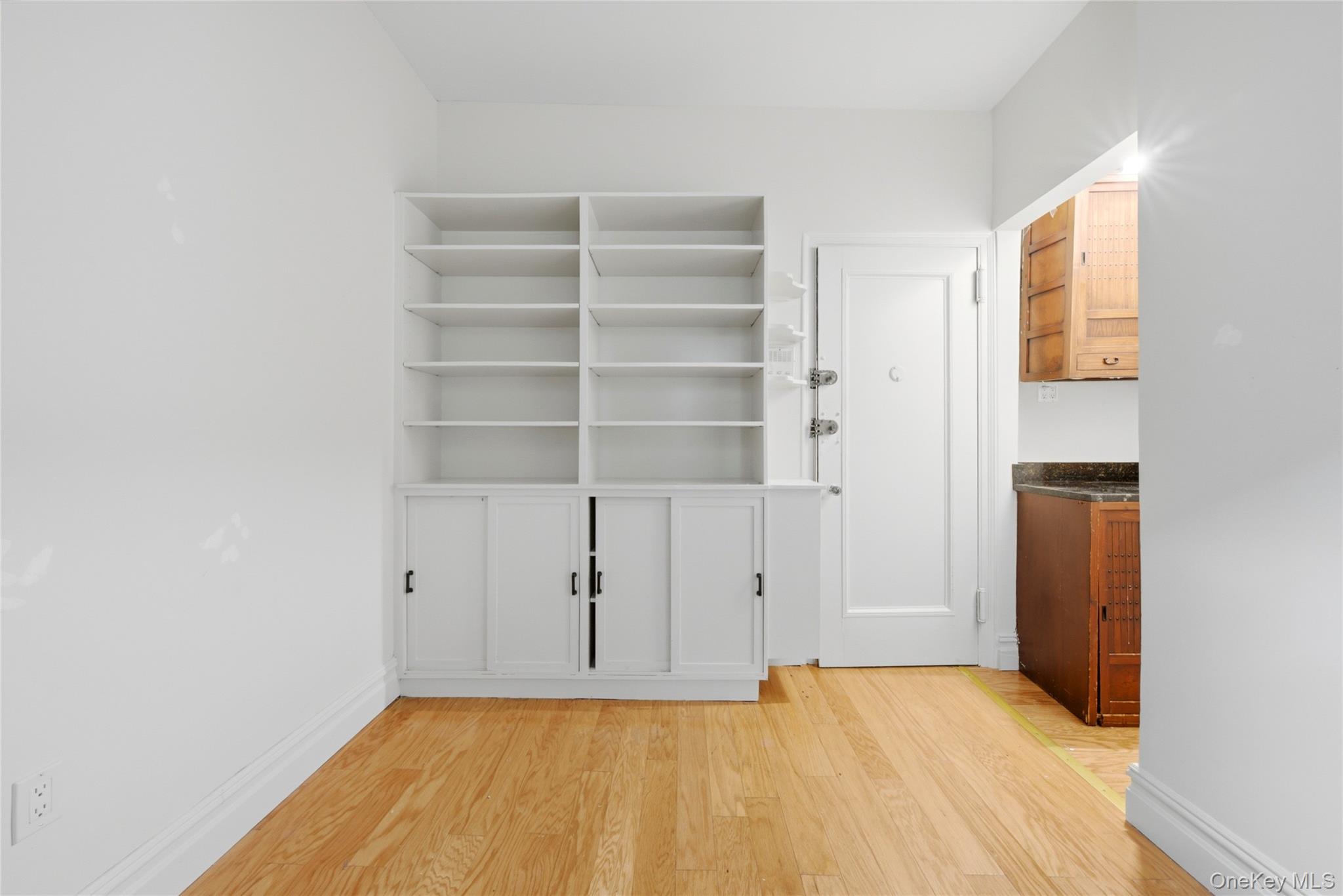 96 Perry Street B5c Property Photo 3