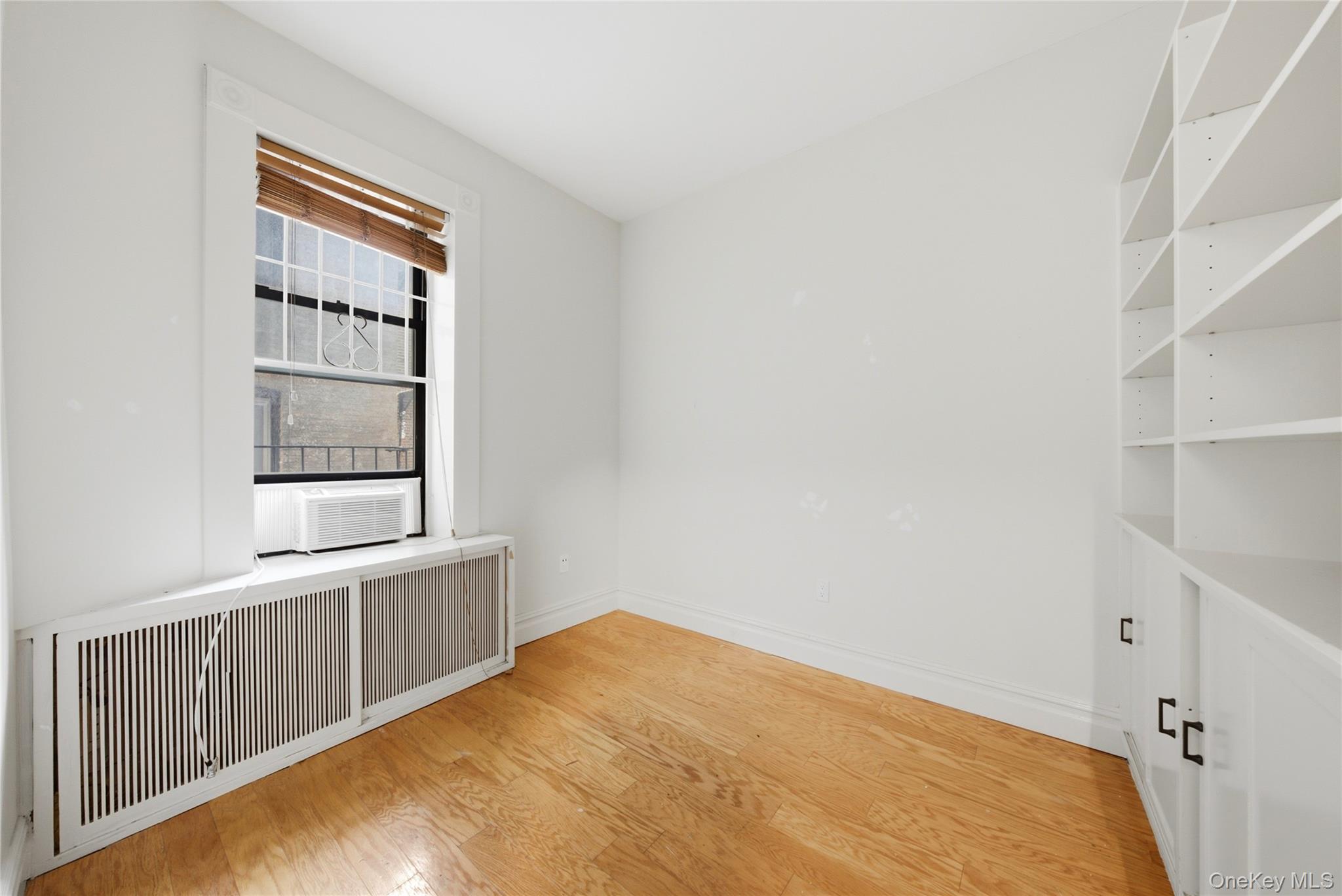 96 Perry Street B5c Property Photo 4