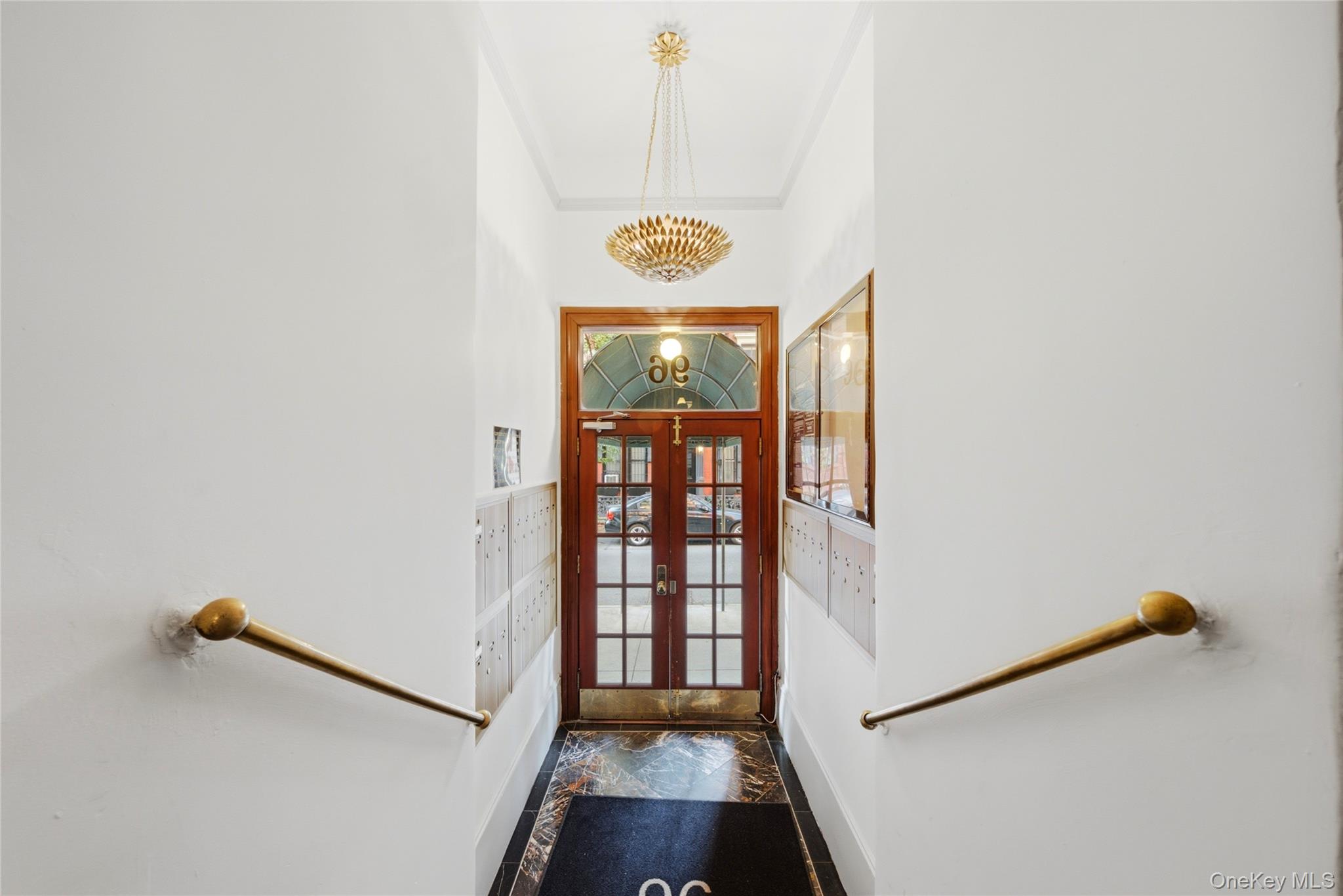 96 Perry Street B5c Property Photo 8