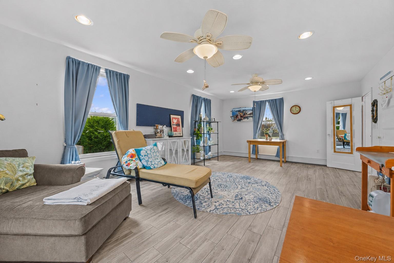 190 Beach 137th Street Property Photo 17