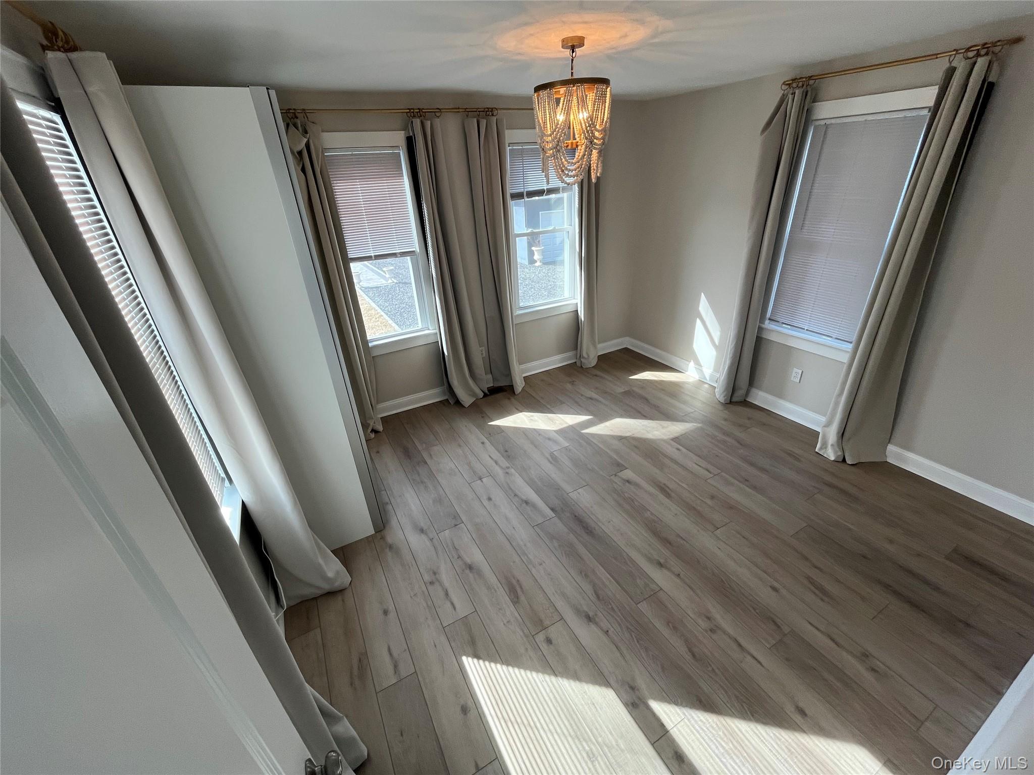 1033547 Property Photo 5