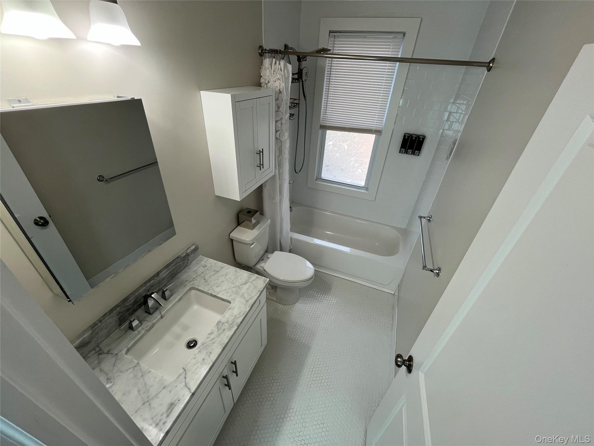 1033547 Property Photo 7