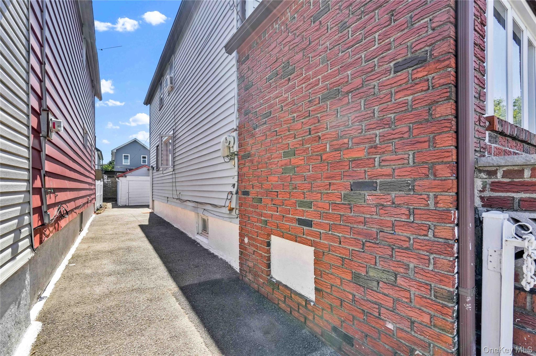 10762 106th Street Property Photo 5