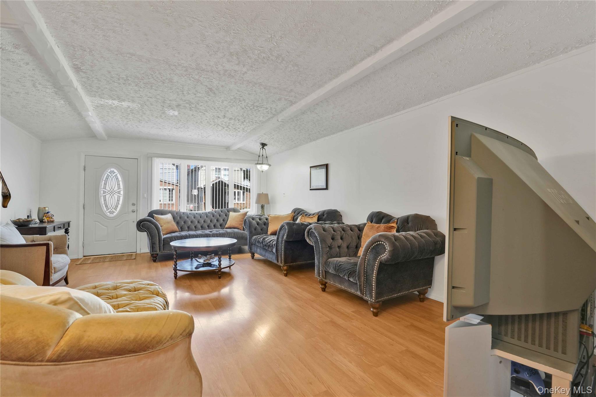 10762 106th Street Property Photo 14