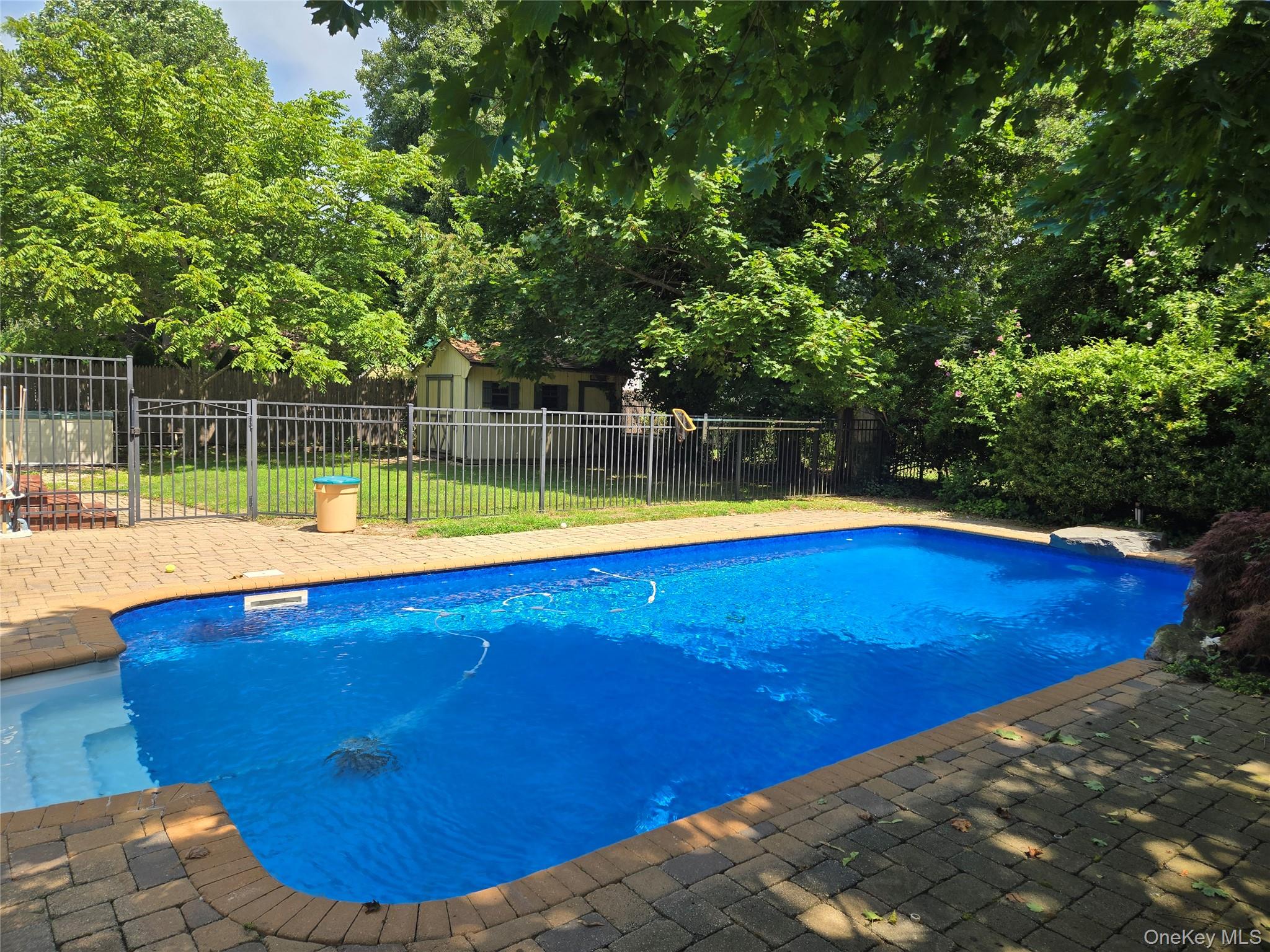 263 Candee Avenue Property Photo 30
