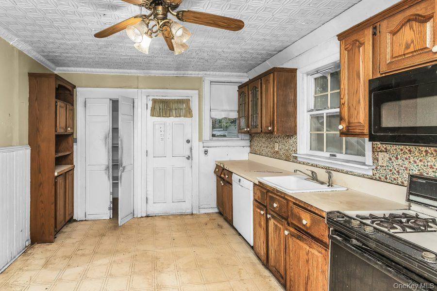 101 Emerson Avenue Property Photo 12