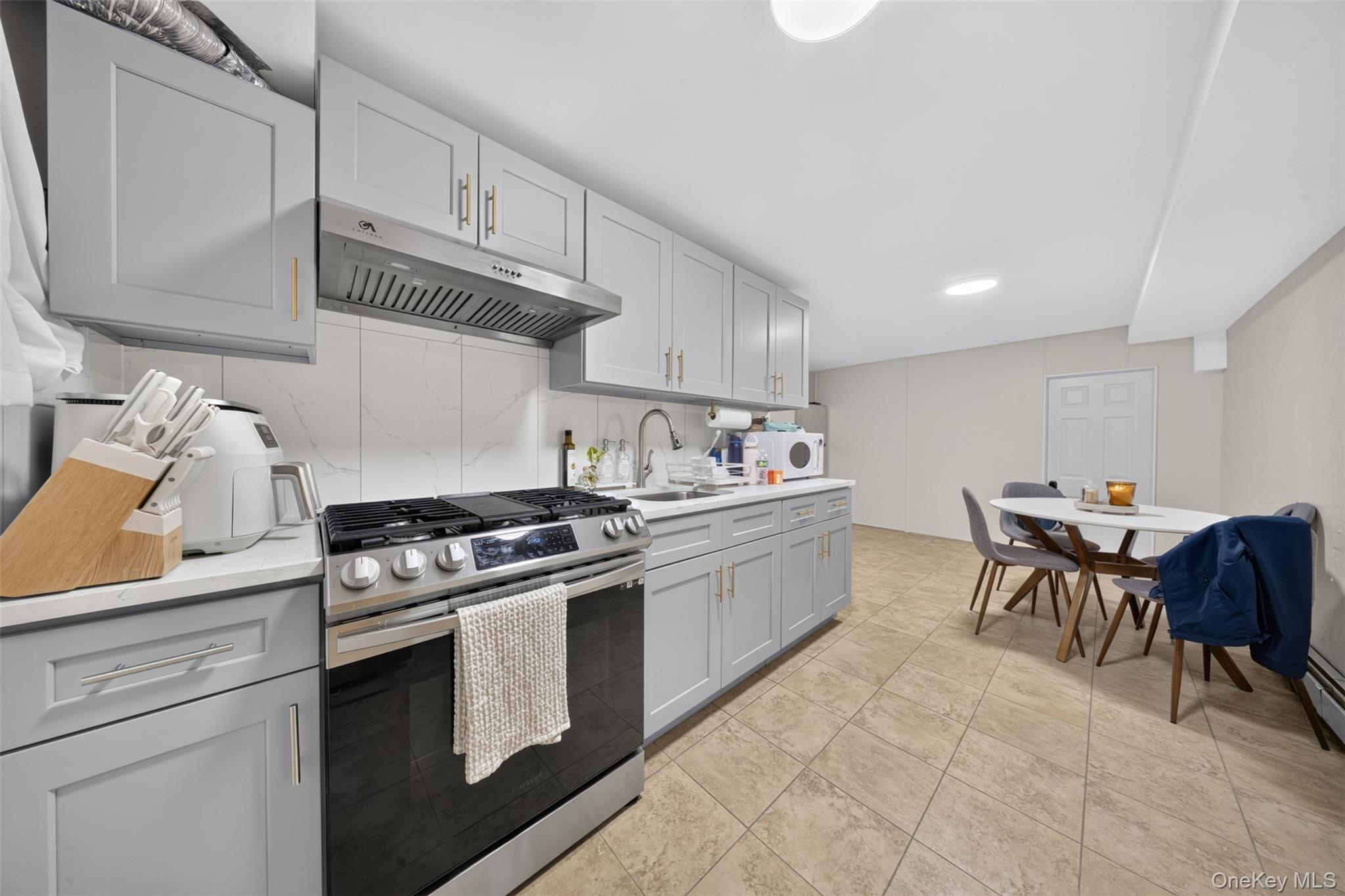 4215 172nd Street Property Photo 15