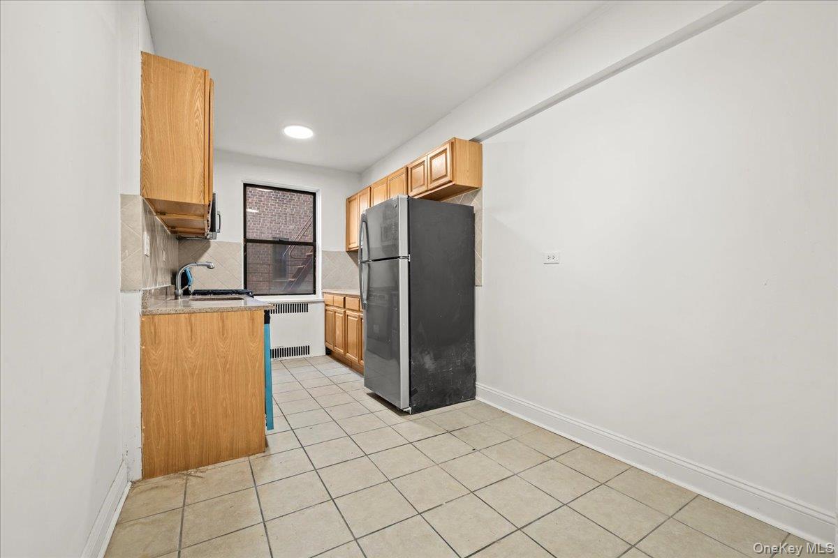 3015 Riverdale Avenue 4e Property Photo 7