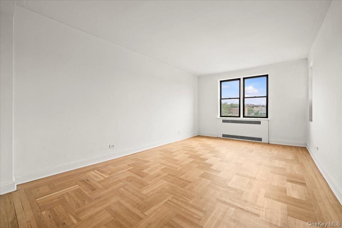 3015 Riverdale Avenue 4e Property Photo 10