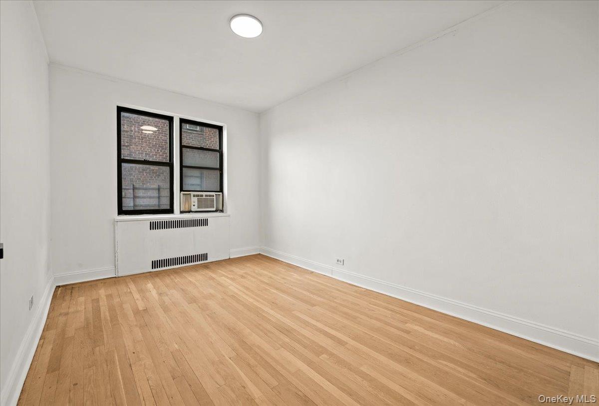 3015 Riverdale Avenue 4e Property Photo 16