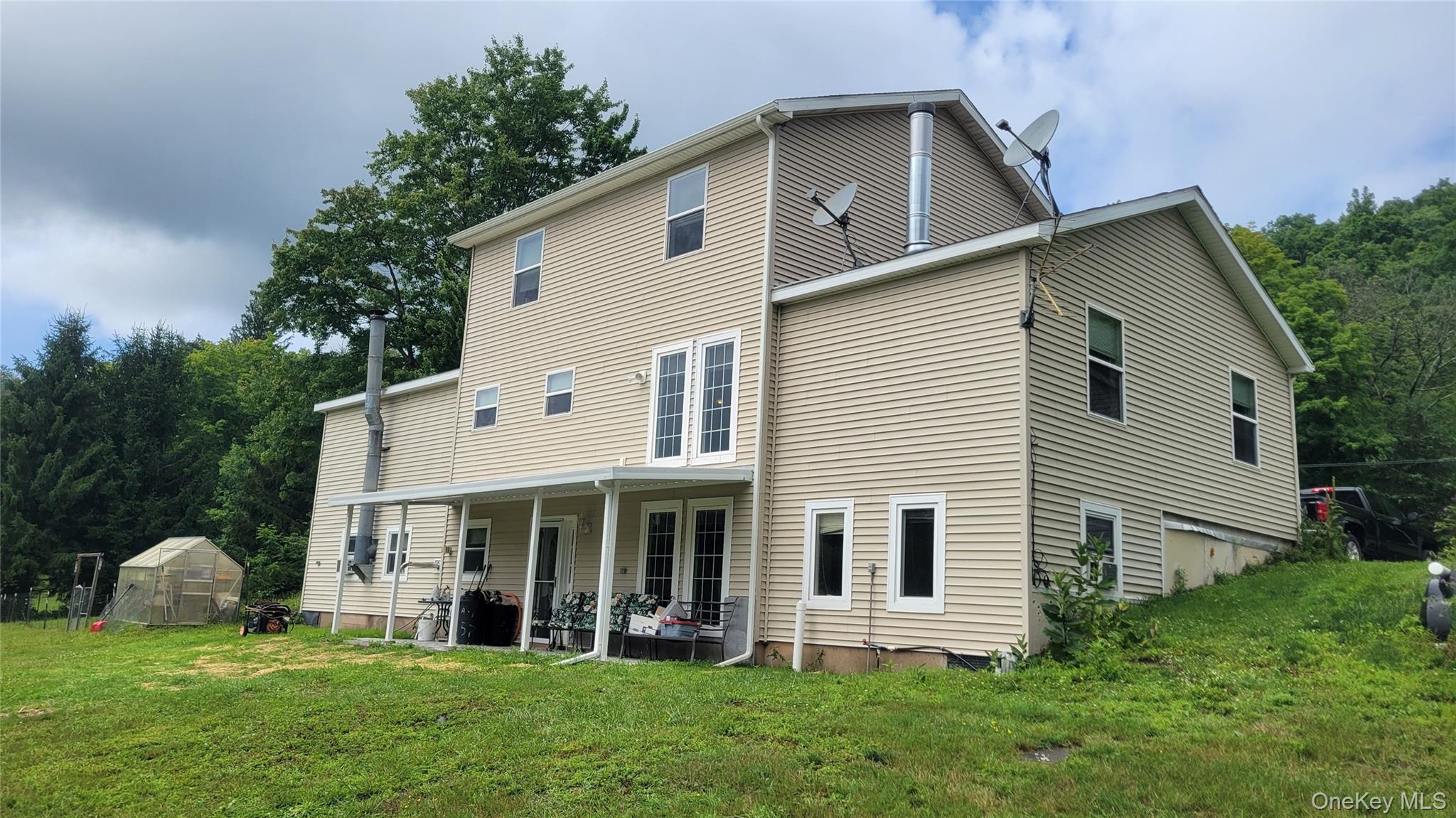 115 Twinshaven Road Property Photo 4