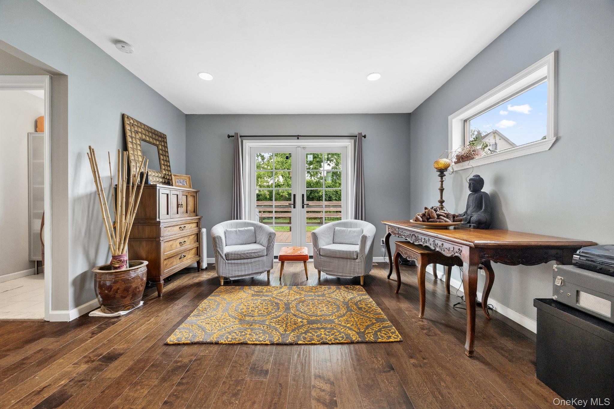 3011 Murray Street Property Photo 5