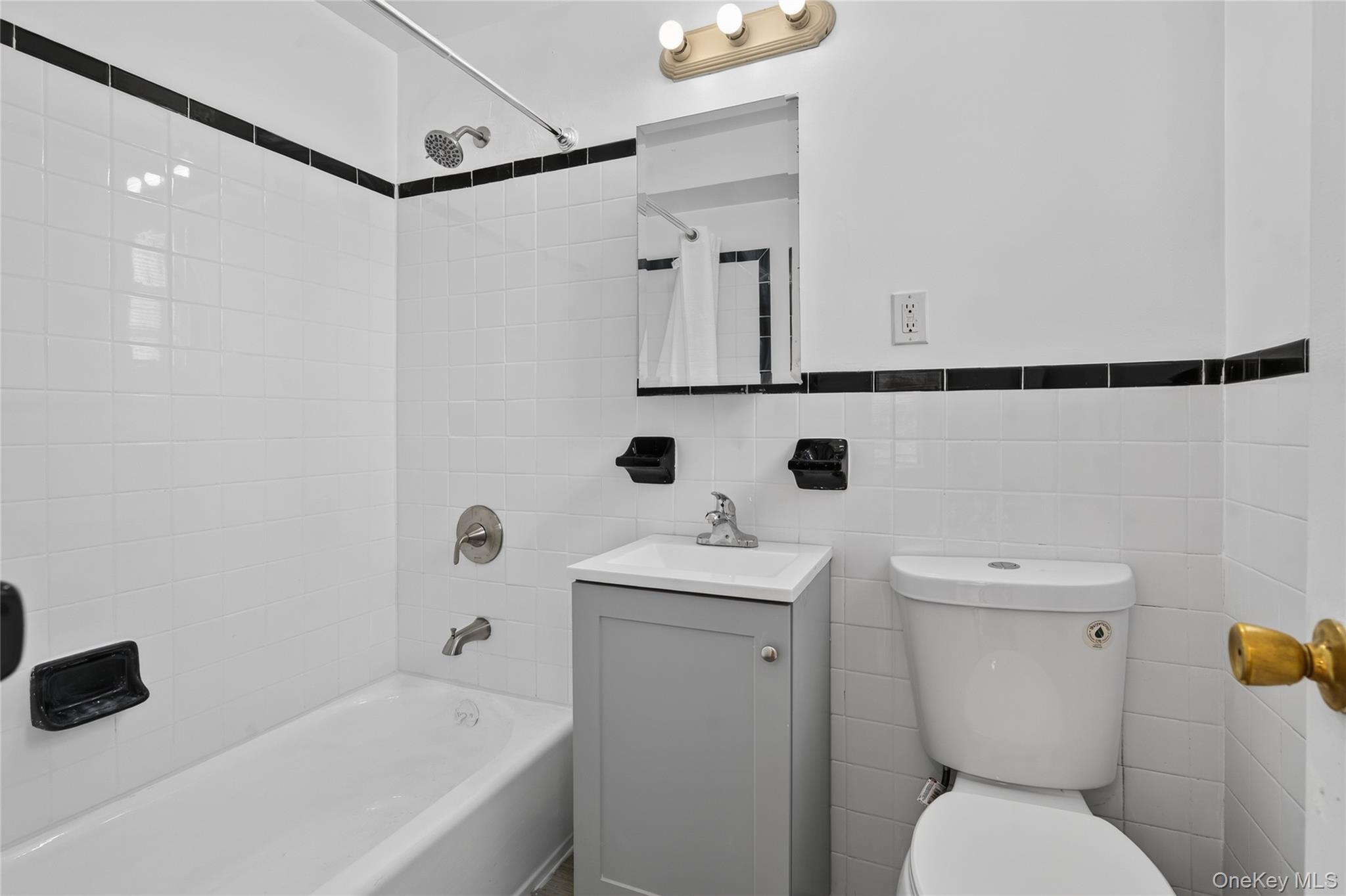 175-45 88th Avenue 6f Property Photo 18