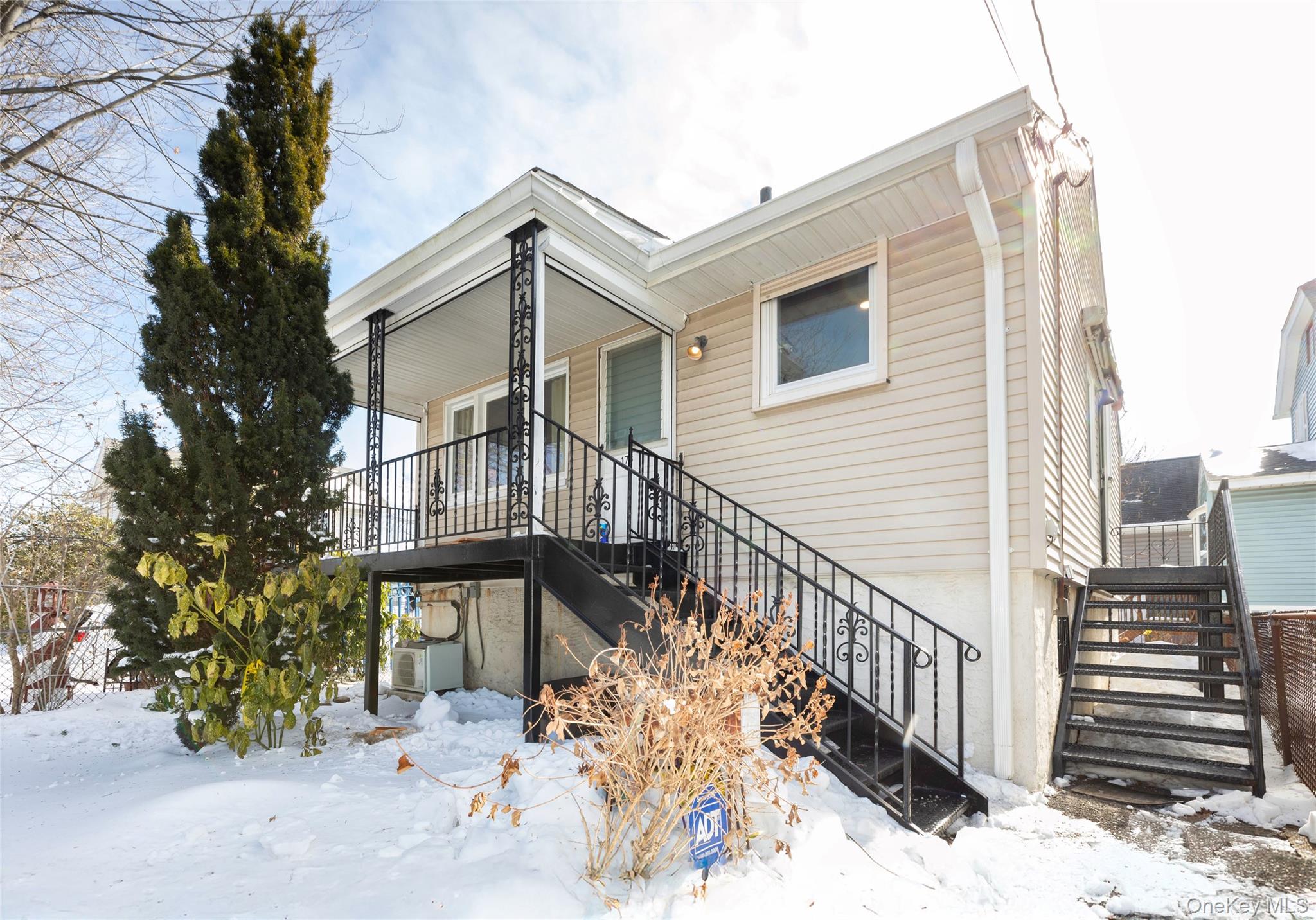 178 Beach Street Property Photo 1
