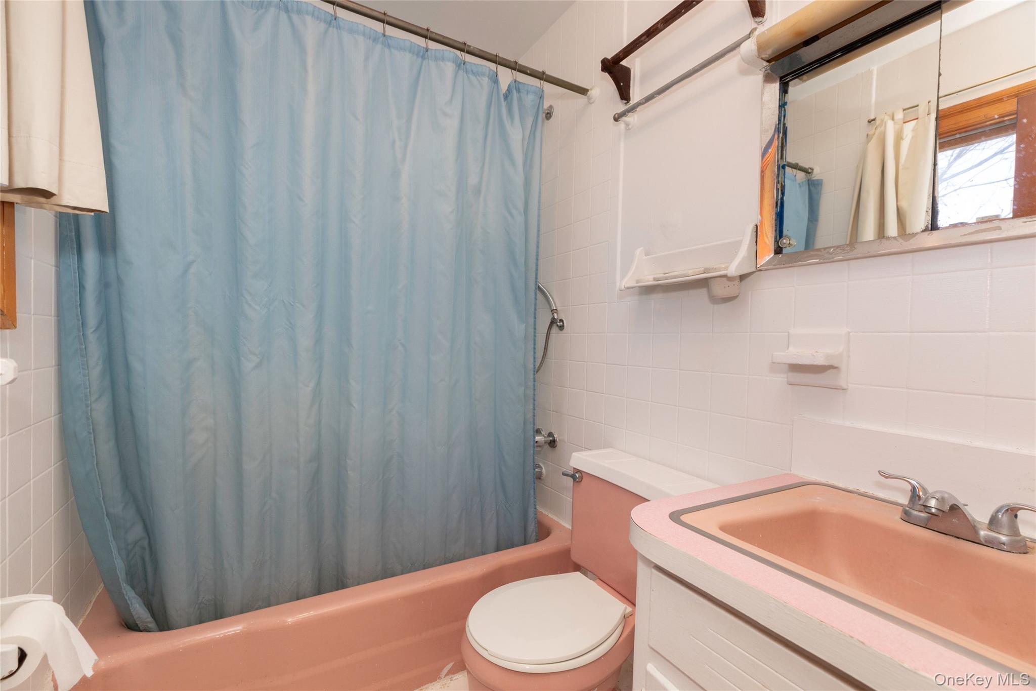 178 Beach Street Property Photo 6