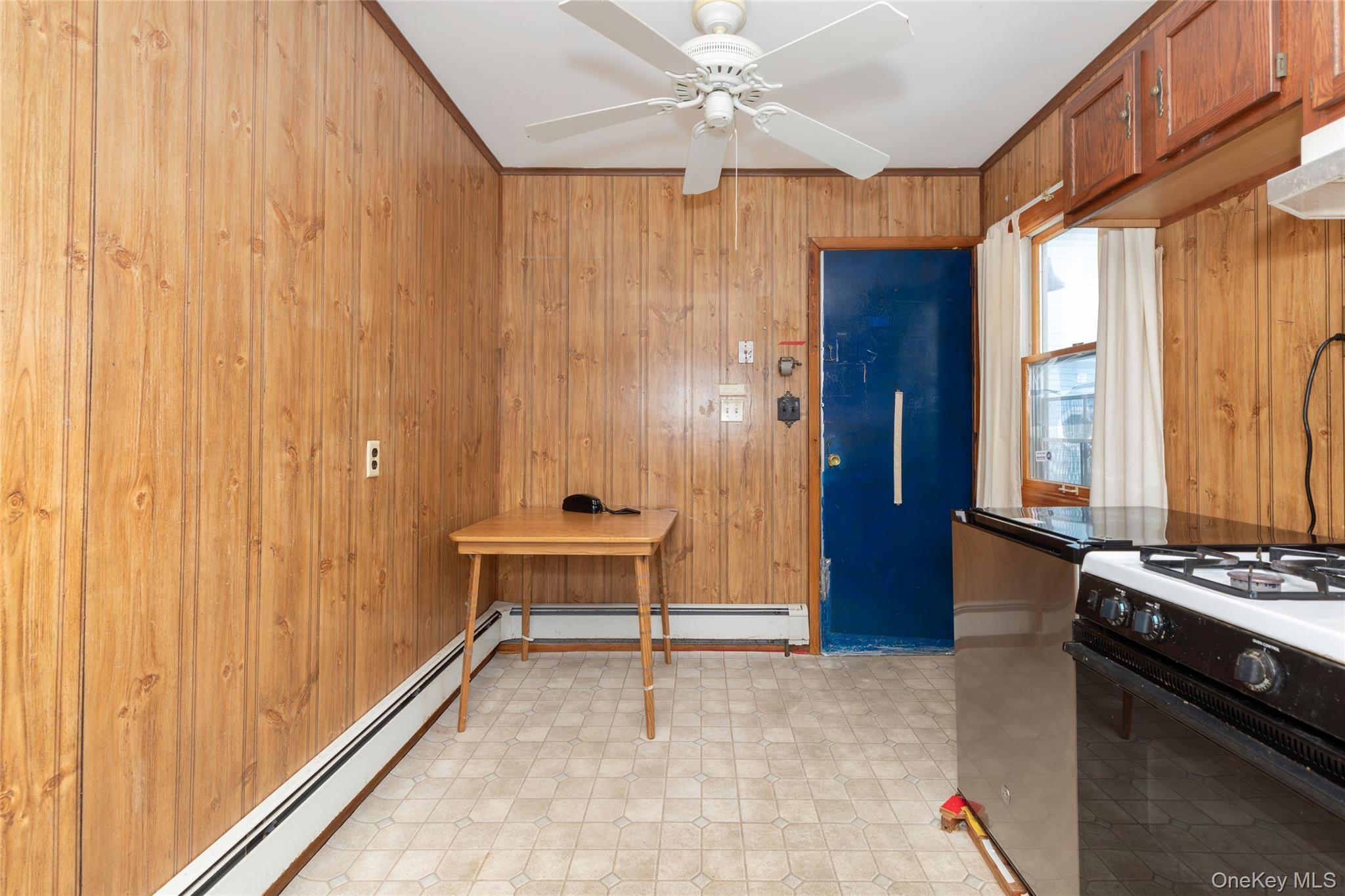 178 Beach Street Property Photo 8