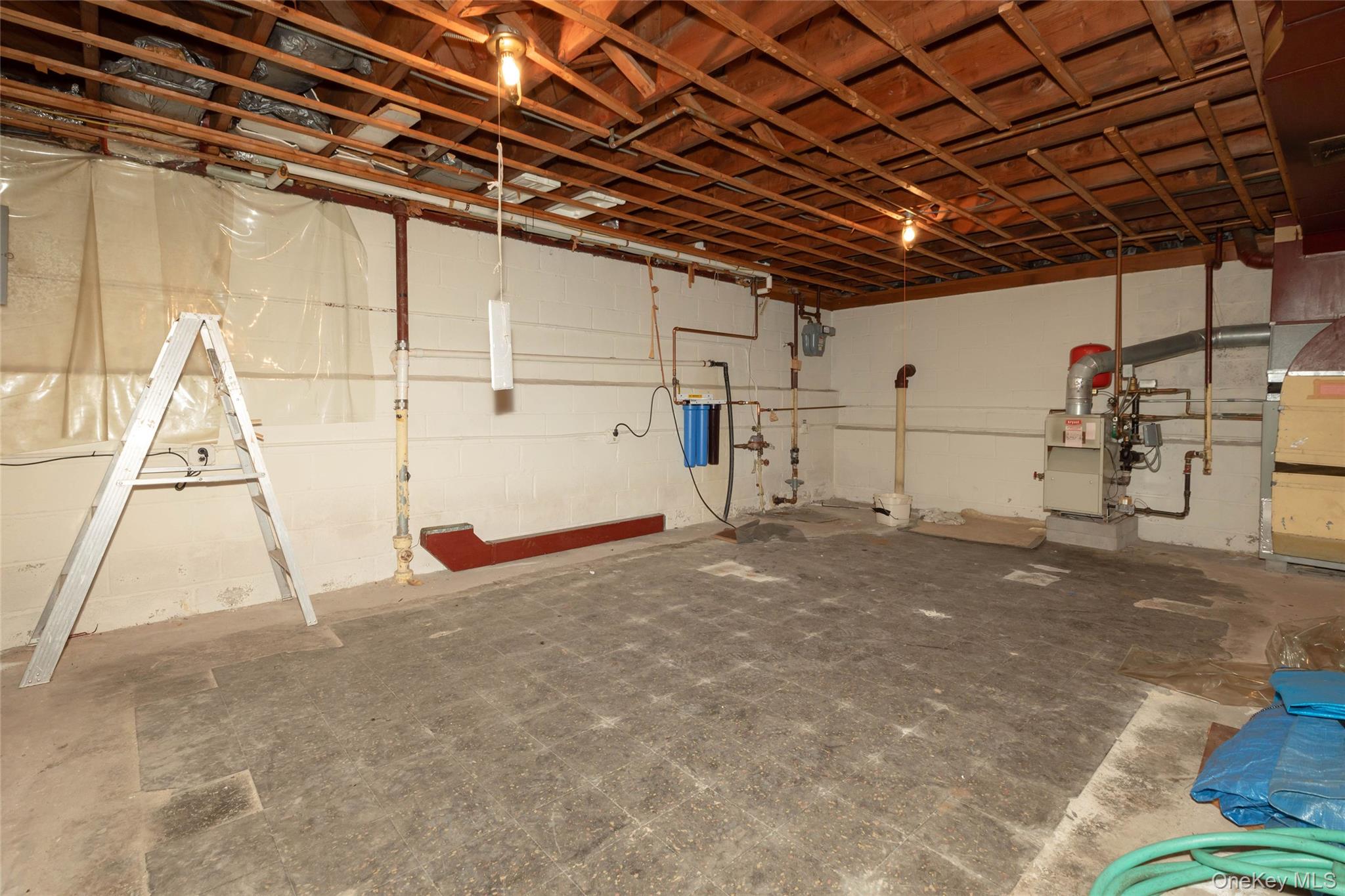 178 Beach Street Property Photo 14