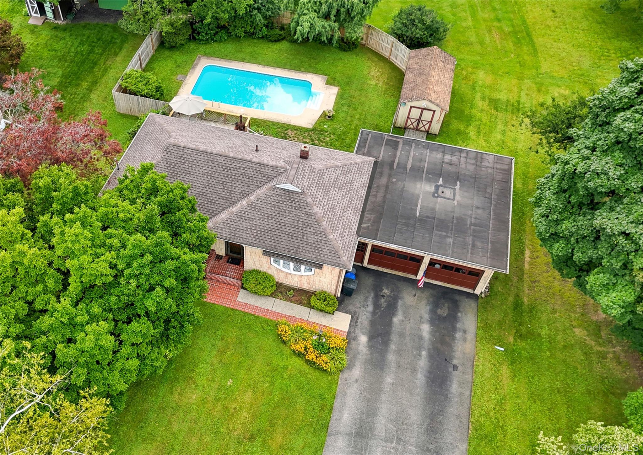 48 Ryerson Road Property Photo 1