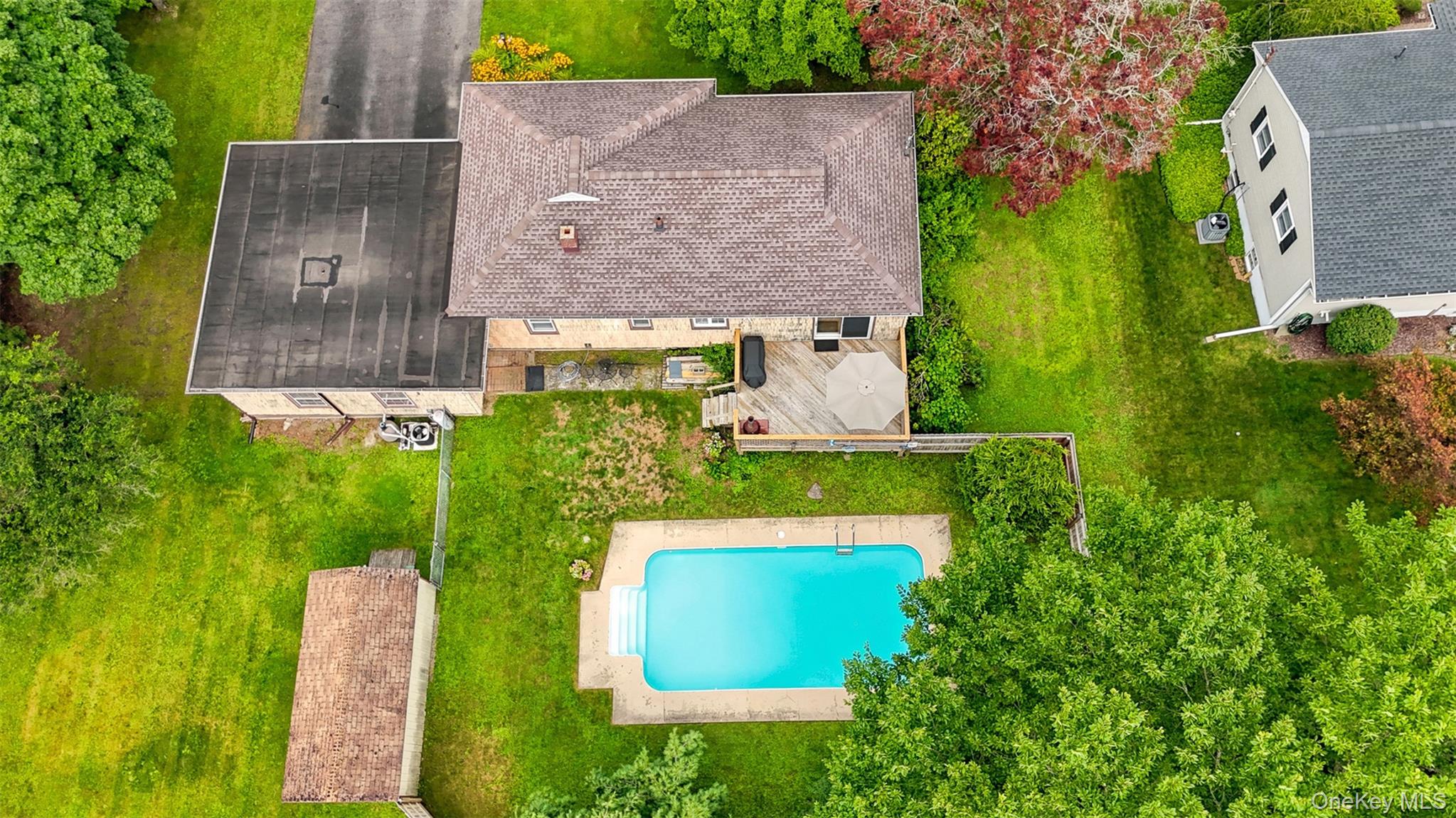 48 Ryerson Road Property Photo 3