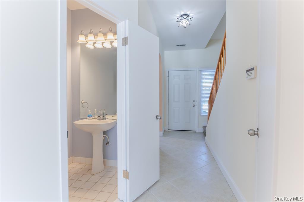 728 Birchwood Park Drive Property Photo 8