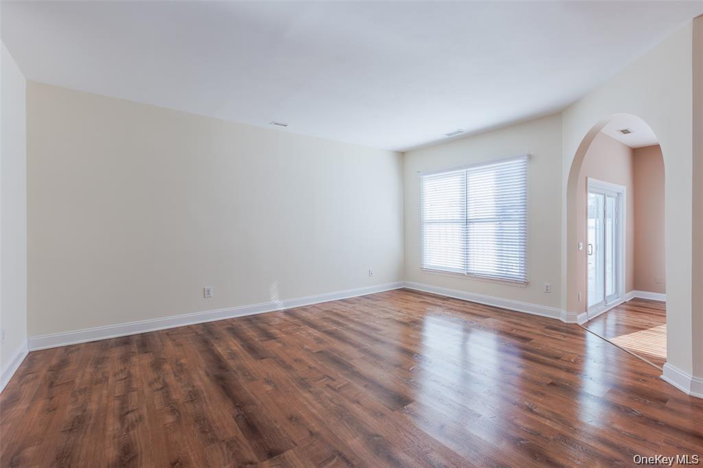 728 Birchwood Park Drive Property Photo 10