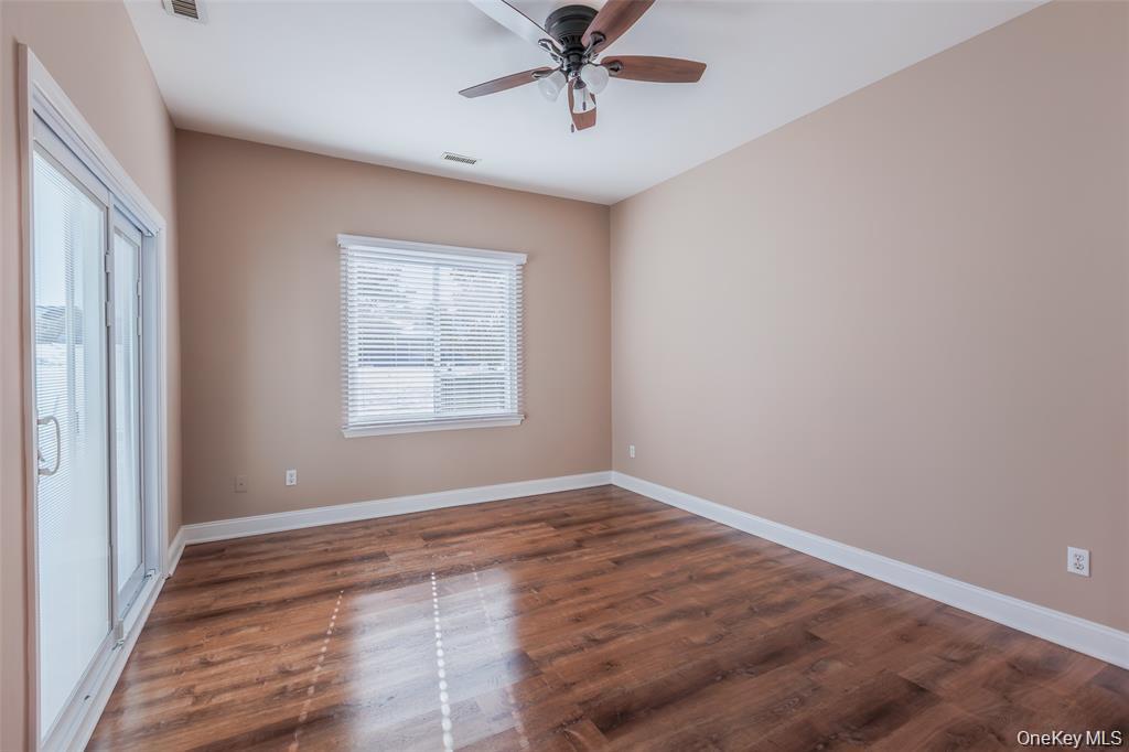 728 Birchwood Park Drive Property Photo 14