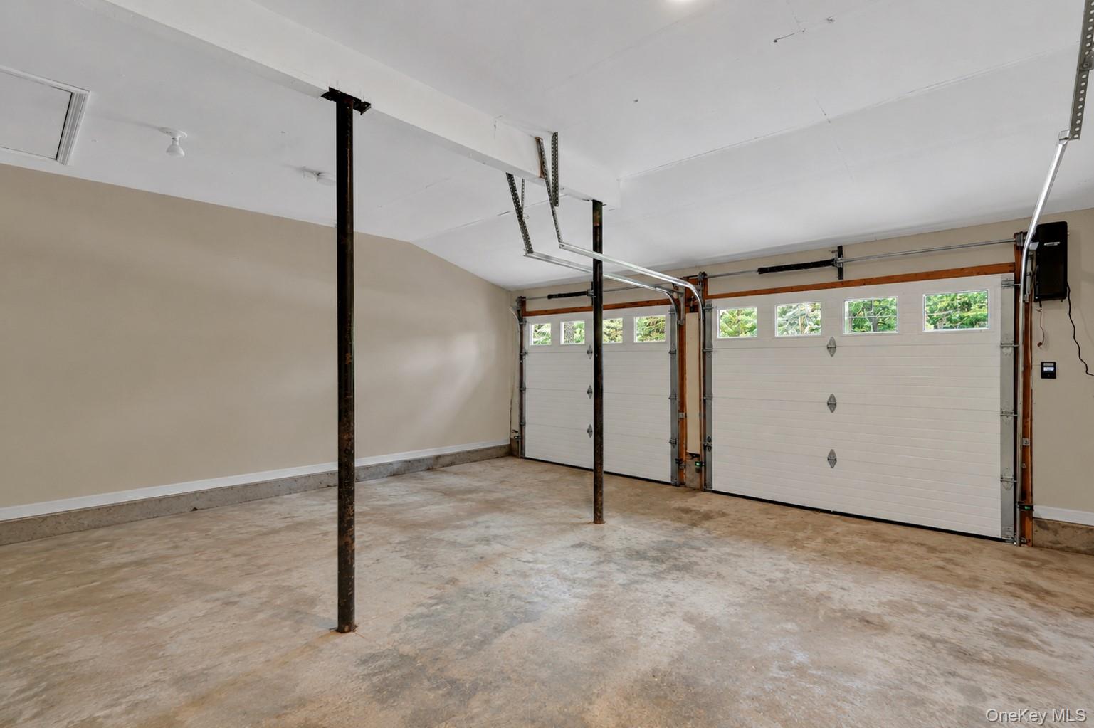 11 Oliver Street Property Photo 21