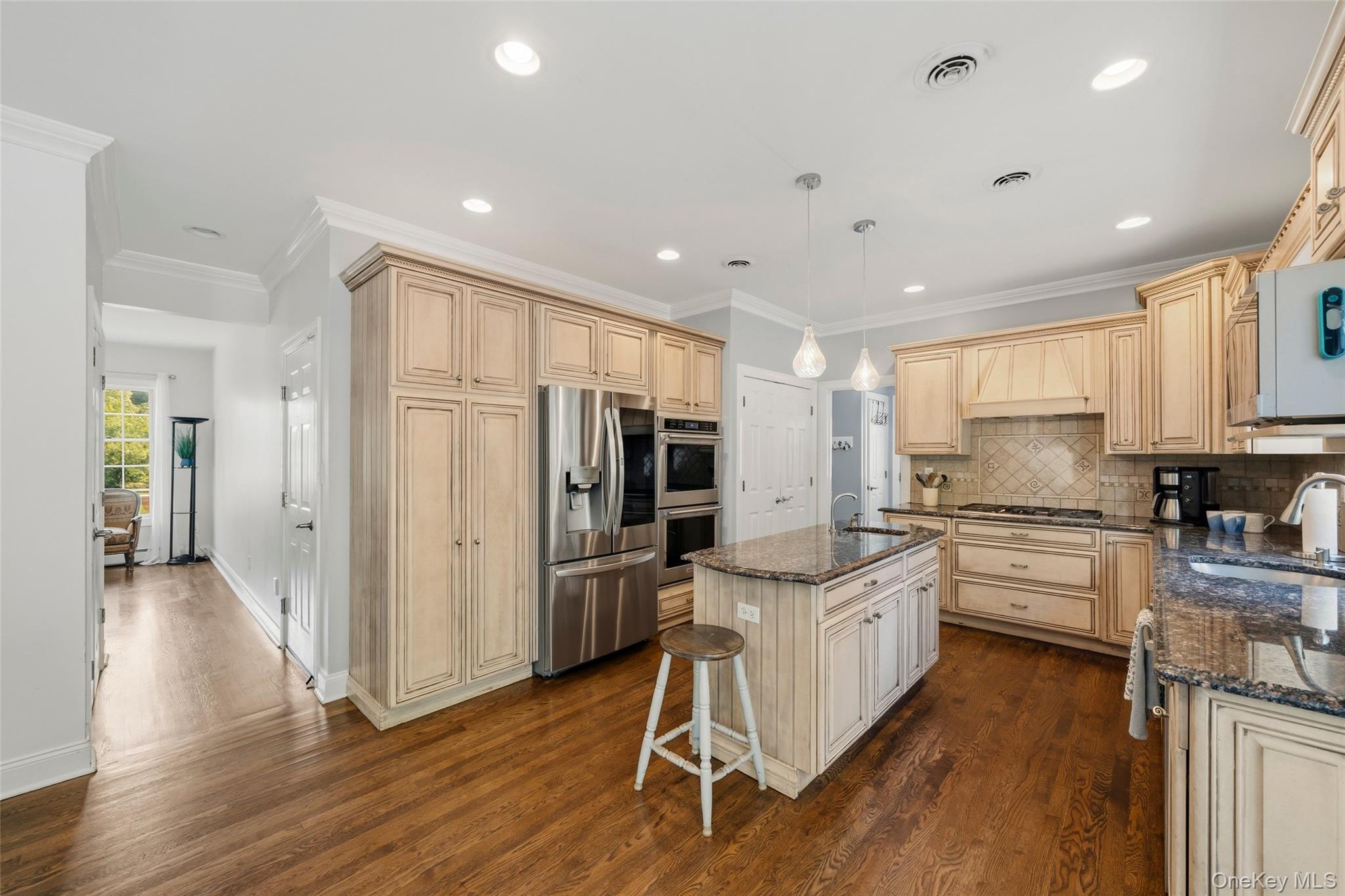 58 Greenwich Avenue Property Photo 28