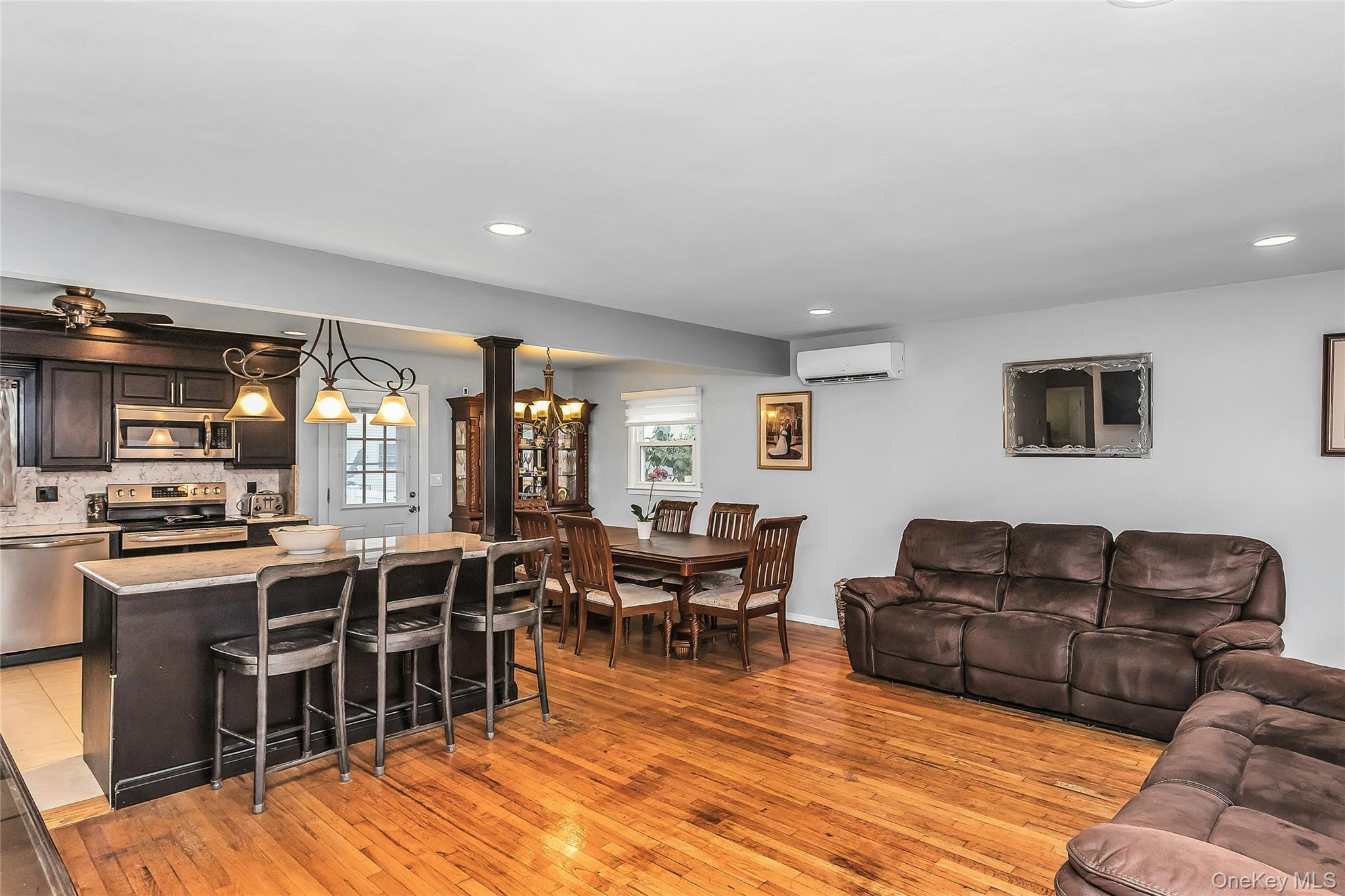 195 Nims Avenue Property Photo 4