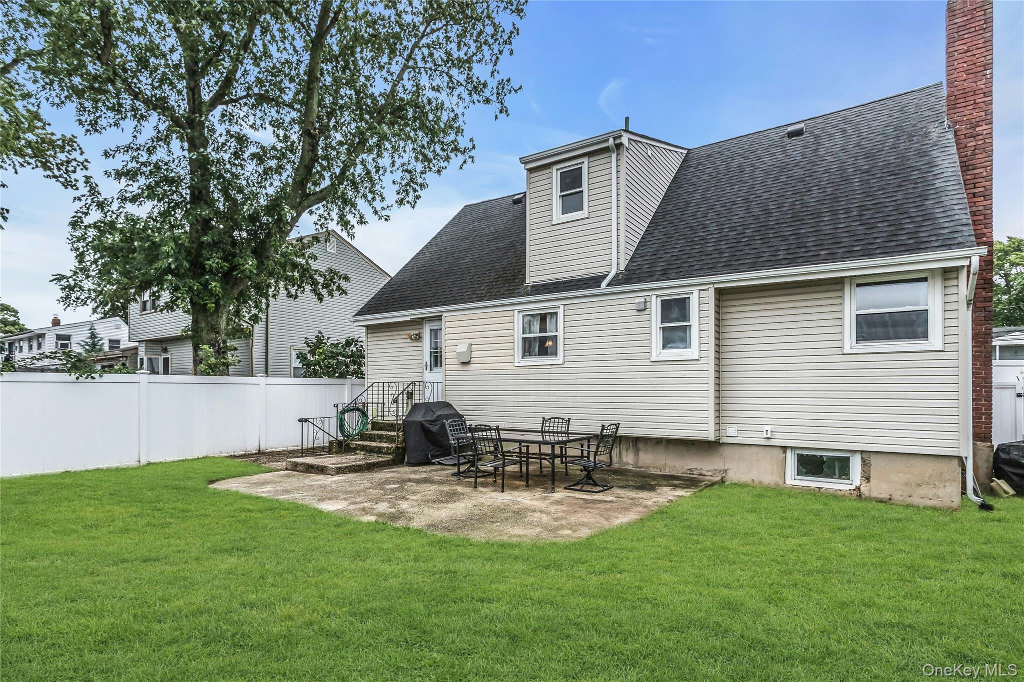 195 Nims Avenue Property Photo 24