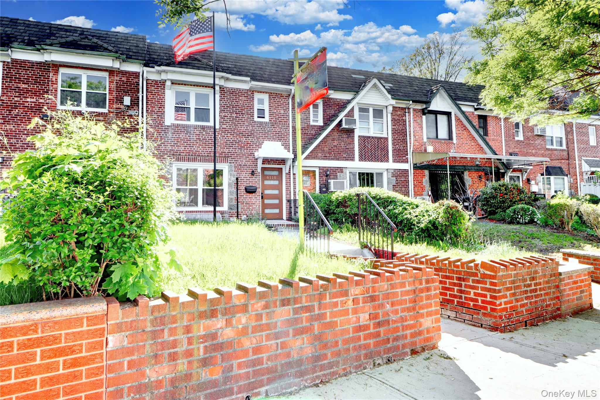 6110 84th Street Property Photo 2