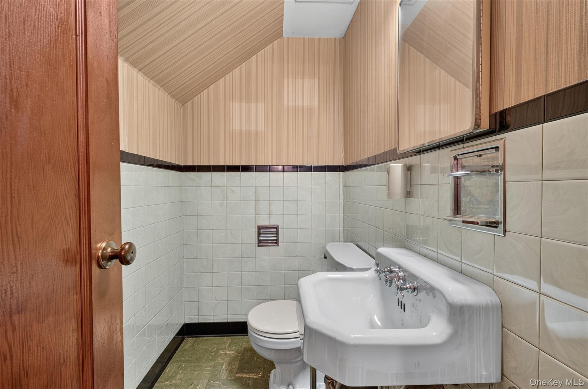 14-30 141st Street Property Photo 10
