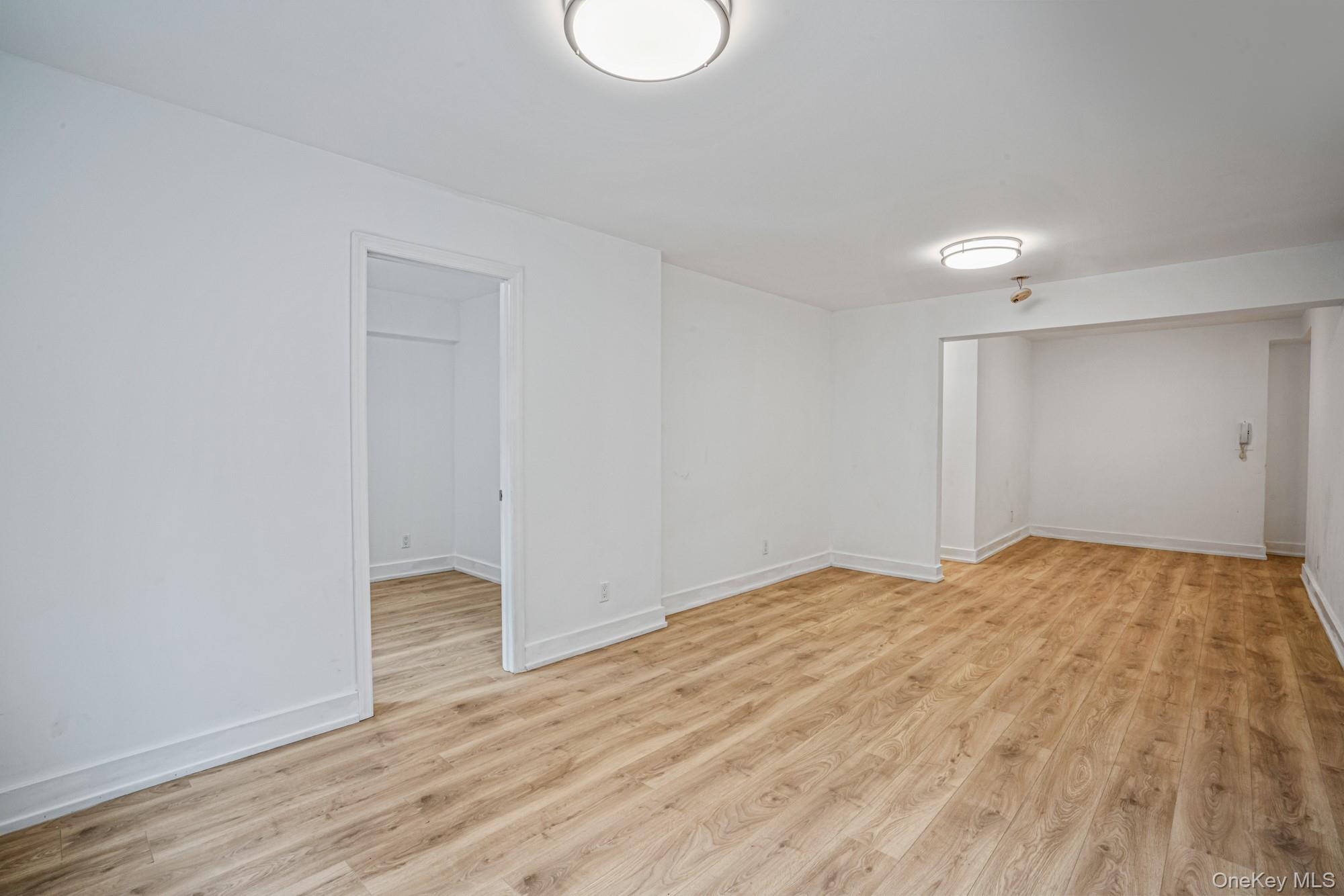 142-20 Franklin Avenue 2g Property Photo 9