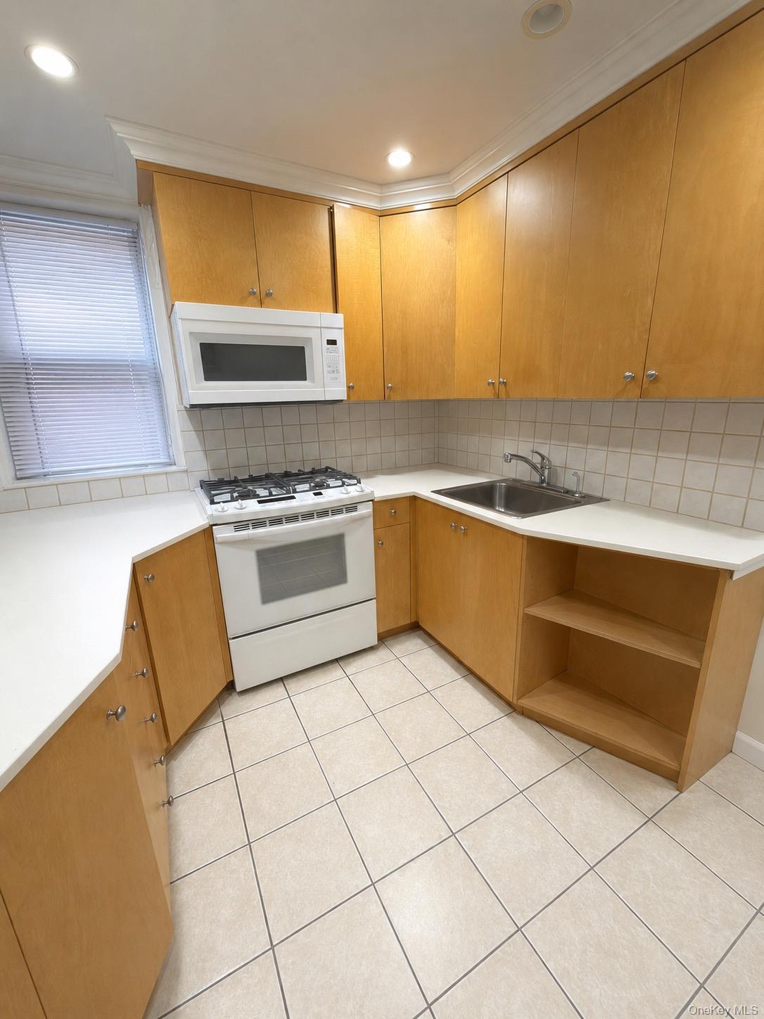 67-38 108th Street C27 Property Photo 6