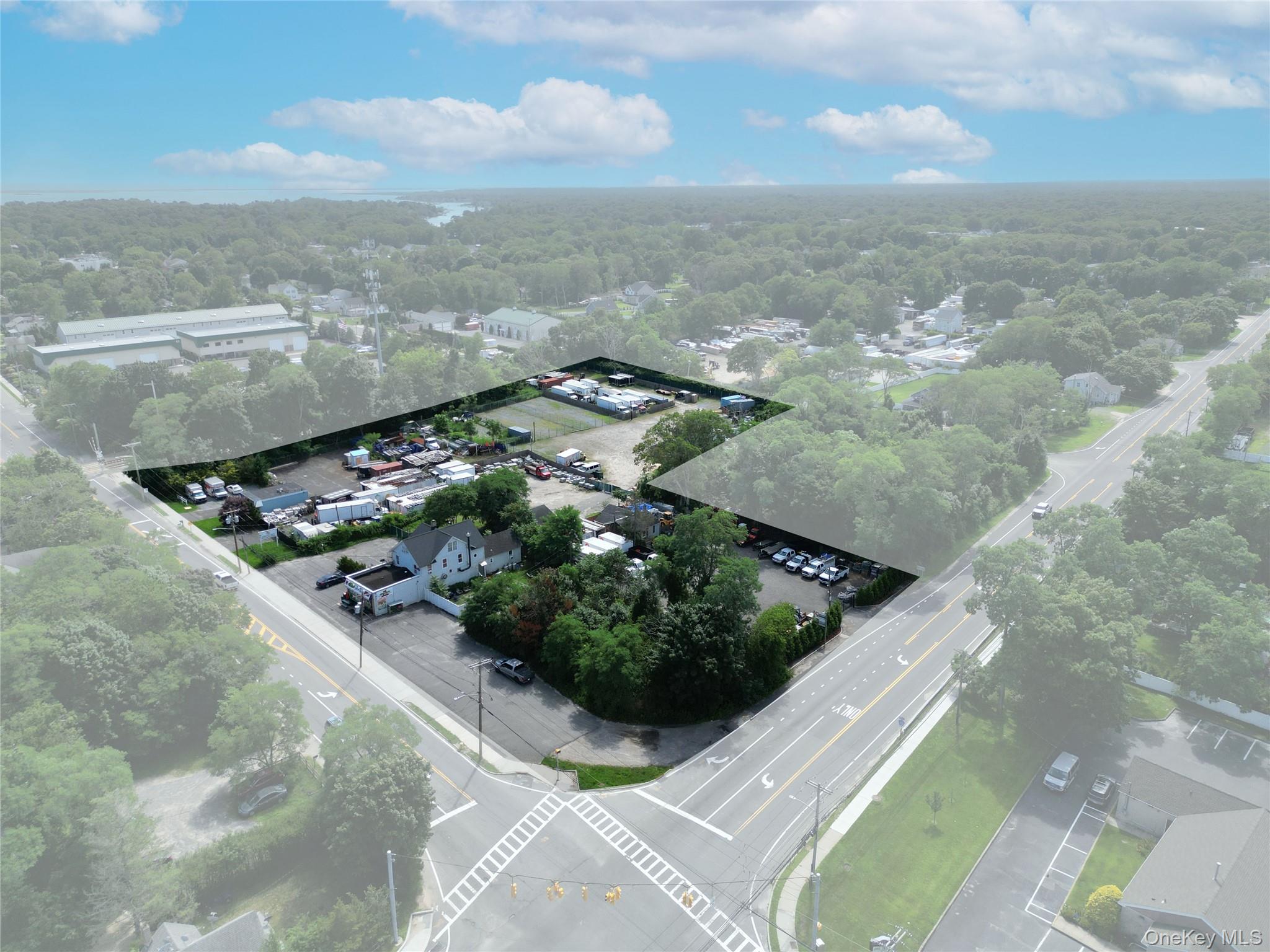 122 Railroad Avenue Property Photo 1
